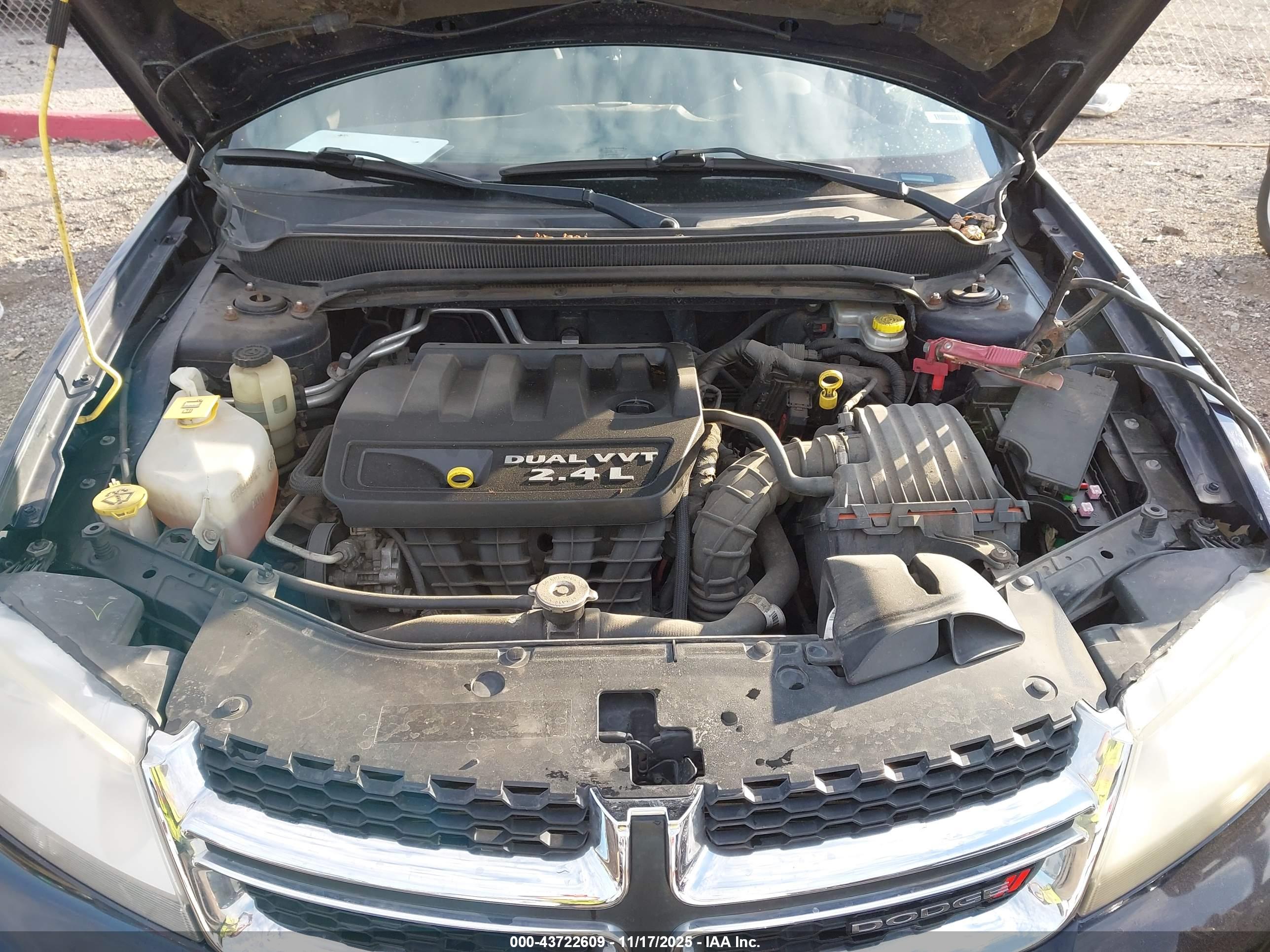DODGE AVENGER image 10