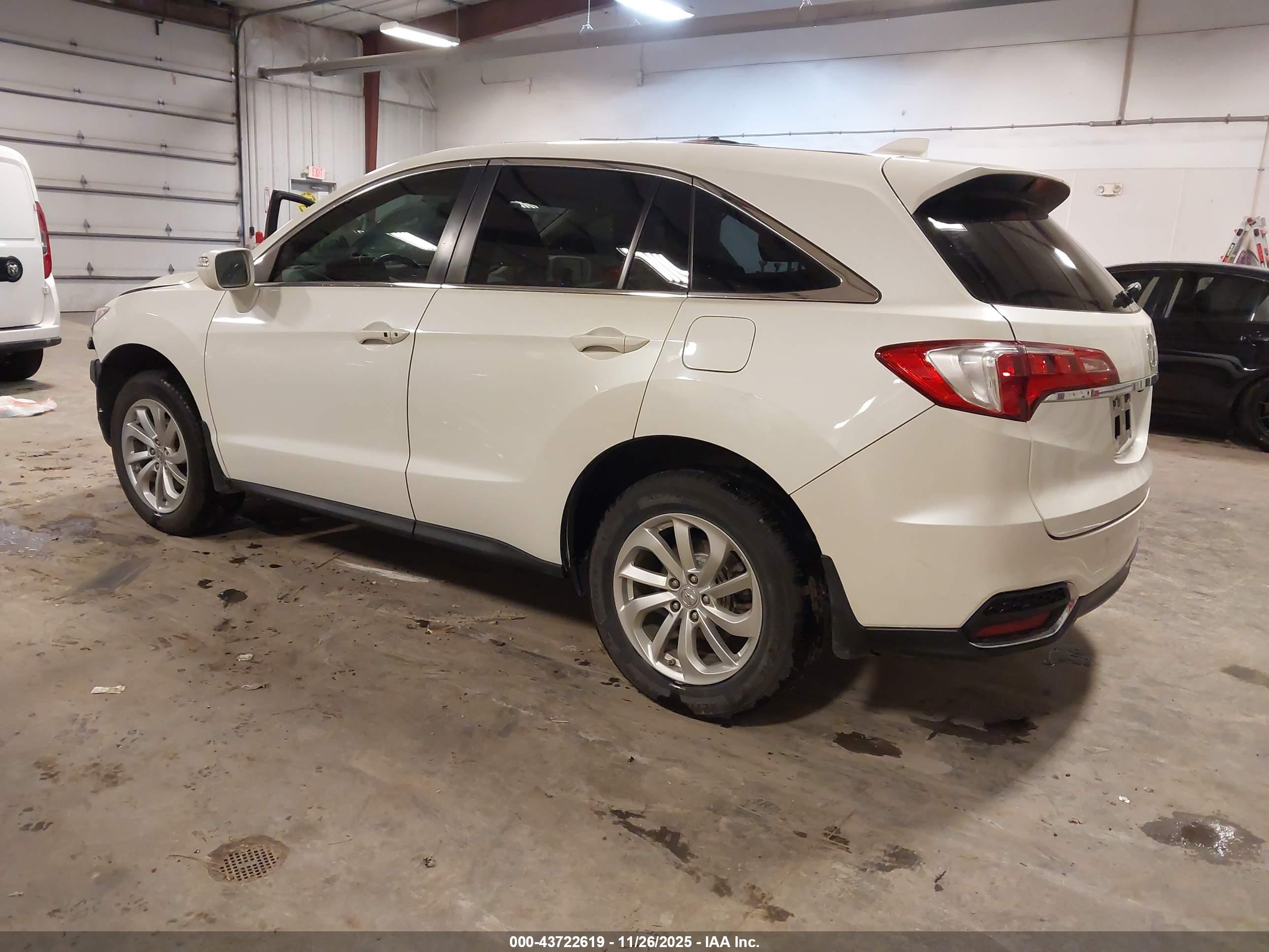 ACURA RDX image 3