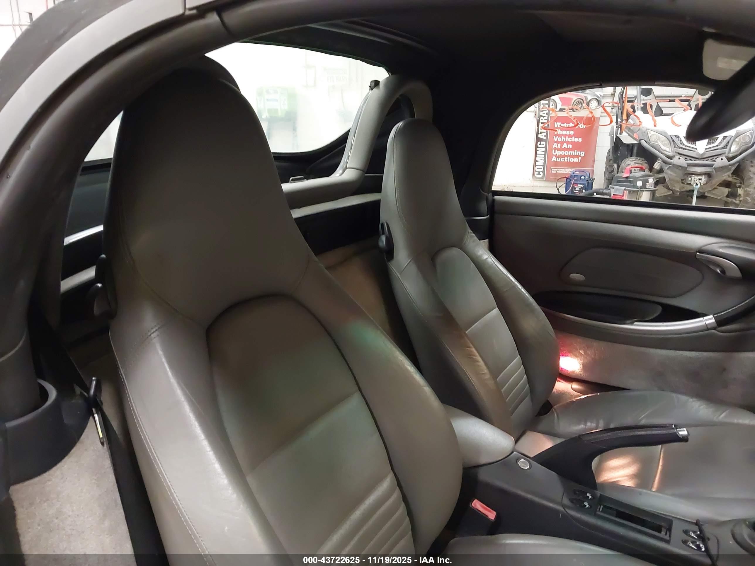 PORSCHE BOXSTER image 8