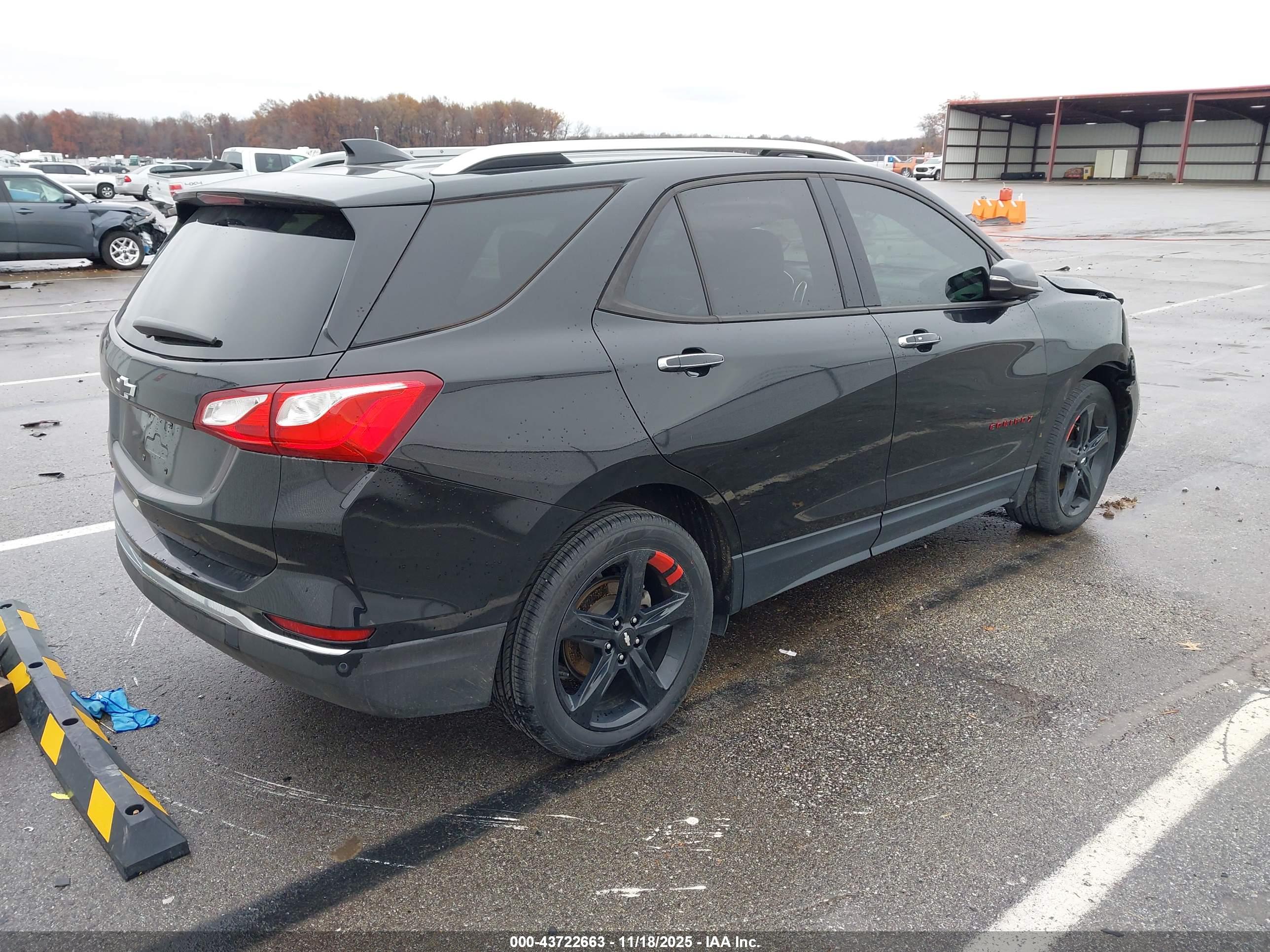 CHEVROLET EQUINOX image 4