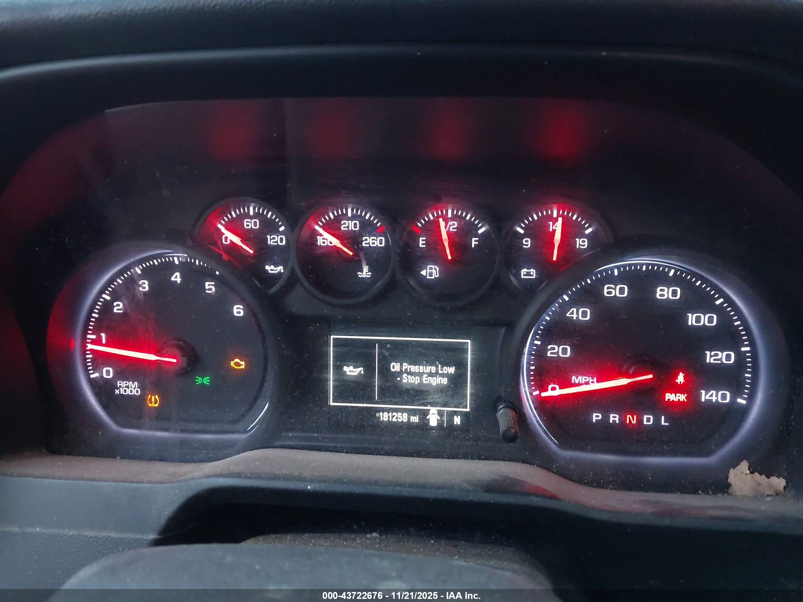 CHEVROLET SILVERADO image 7