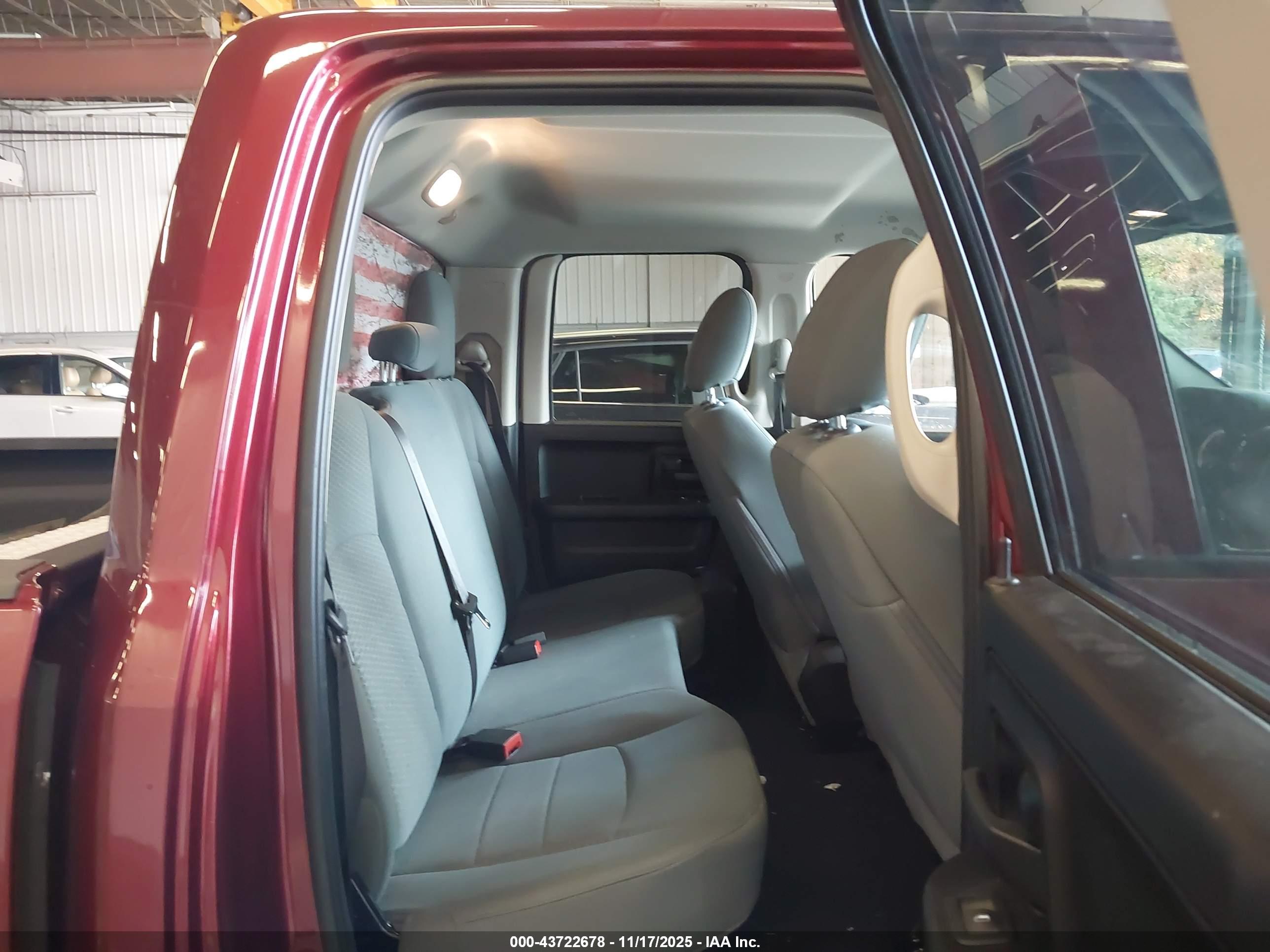 RAM 1500 image 8
