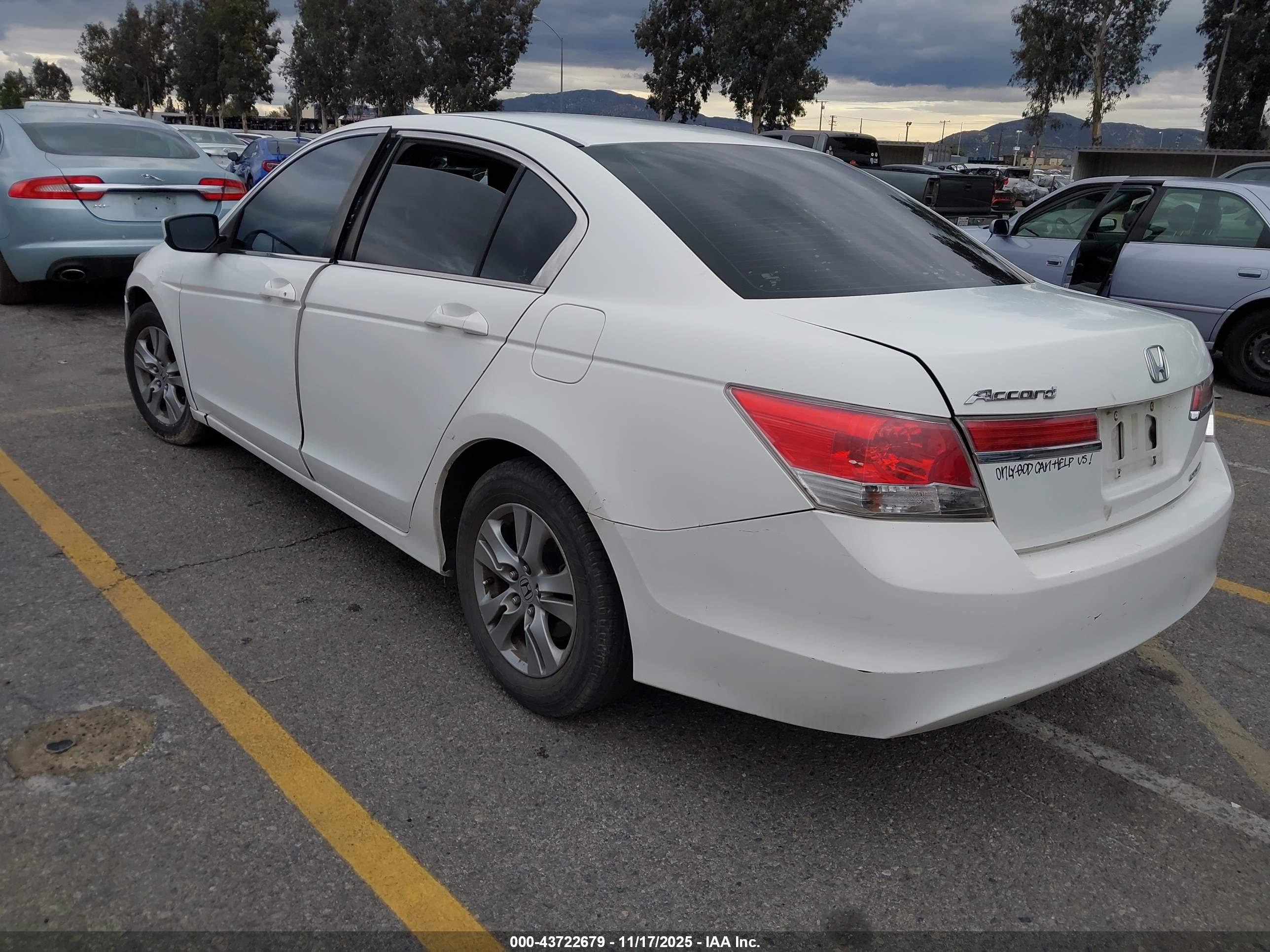 HONDA ACCORD image 3