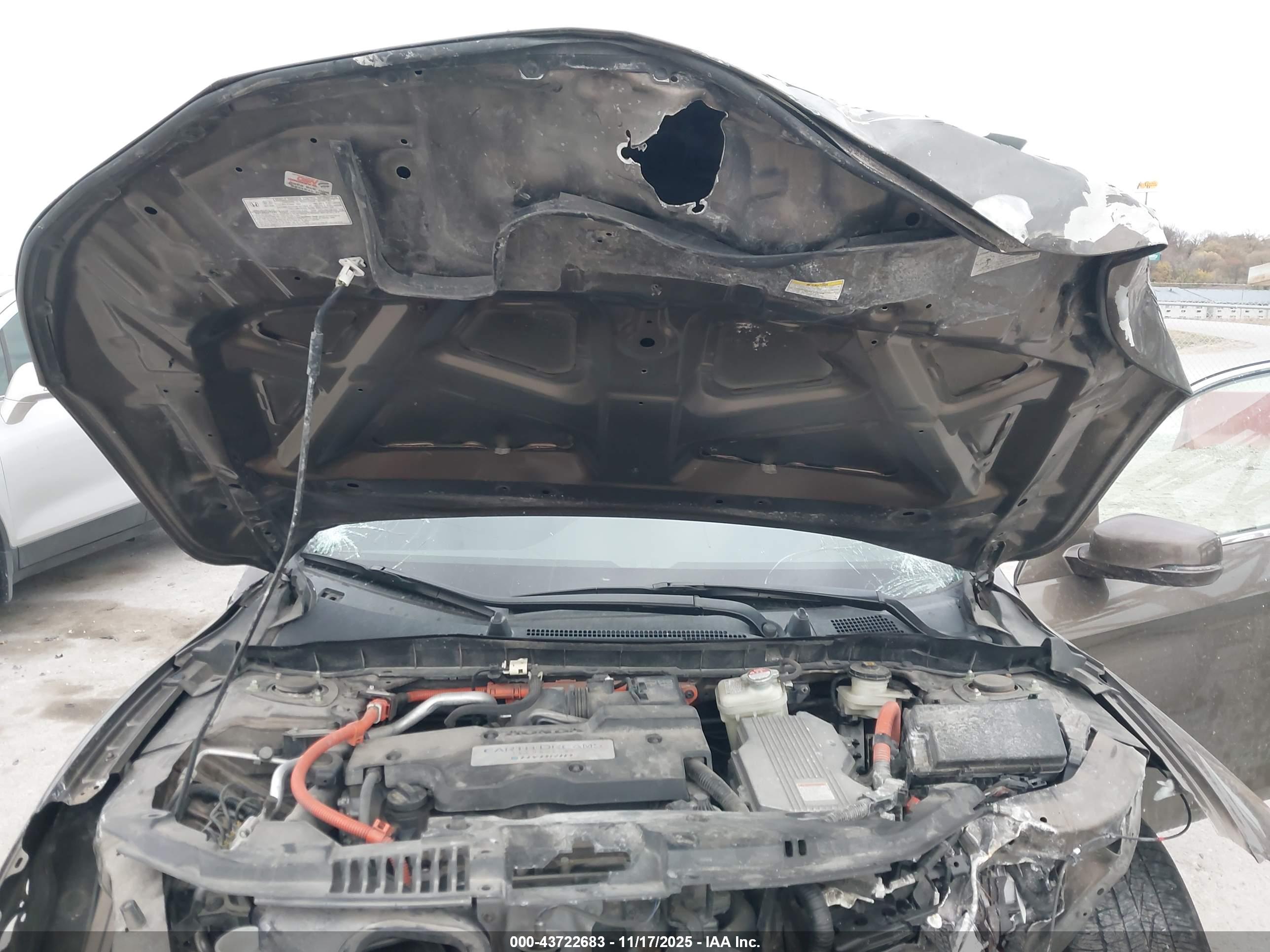 HONDA ACCORD image 10