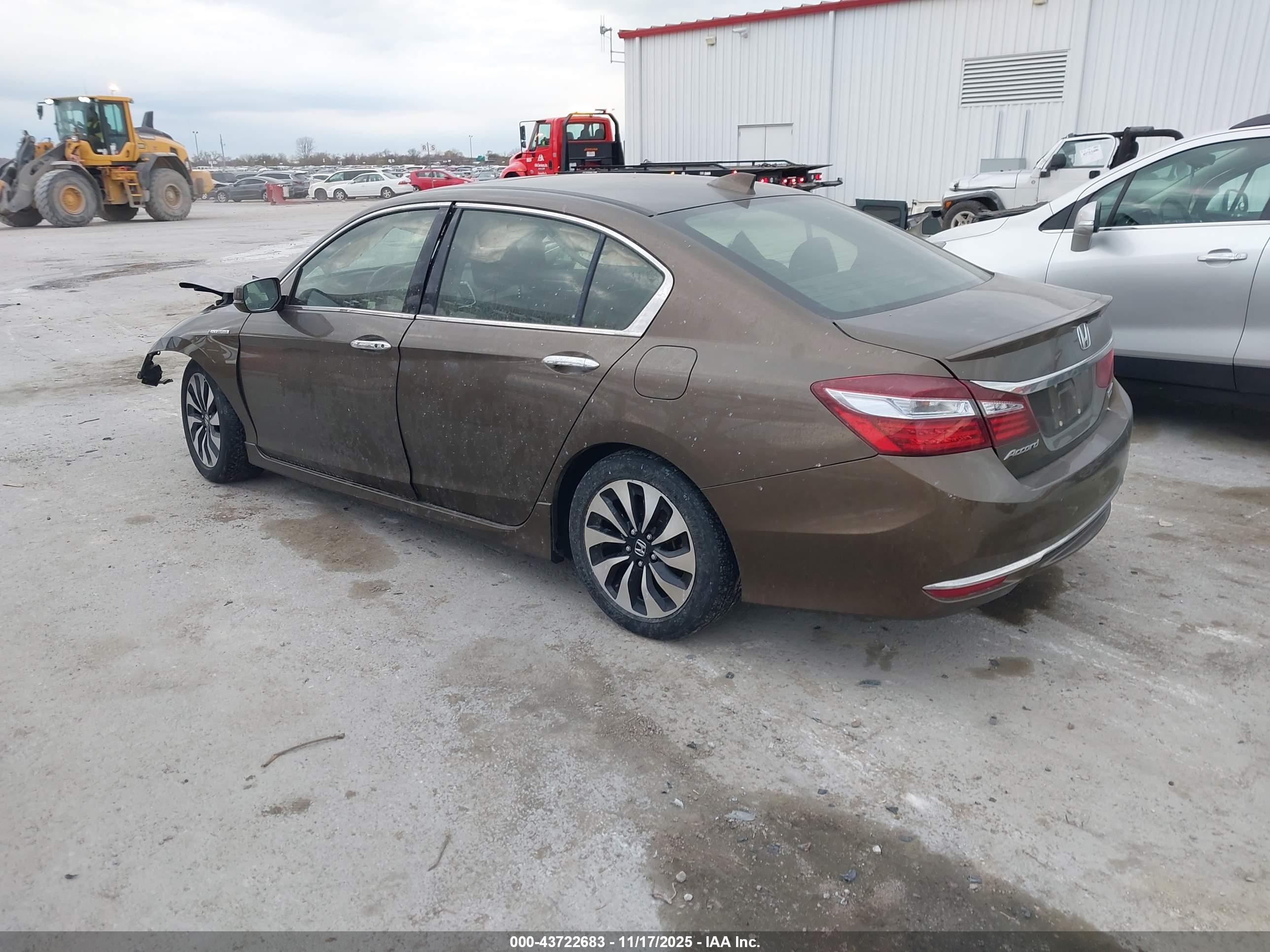 HONDA ACCORD image 3