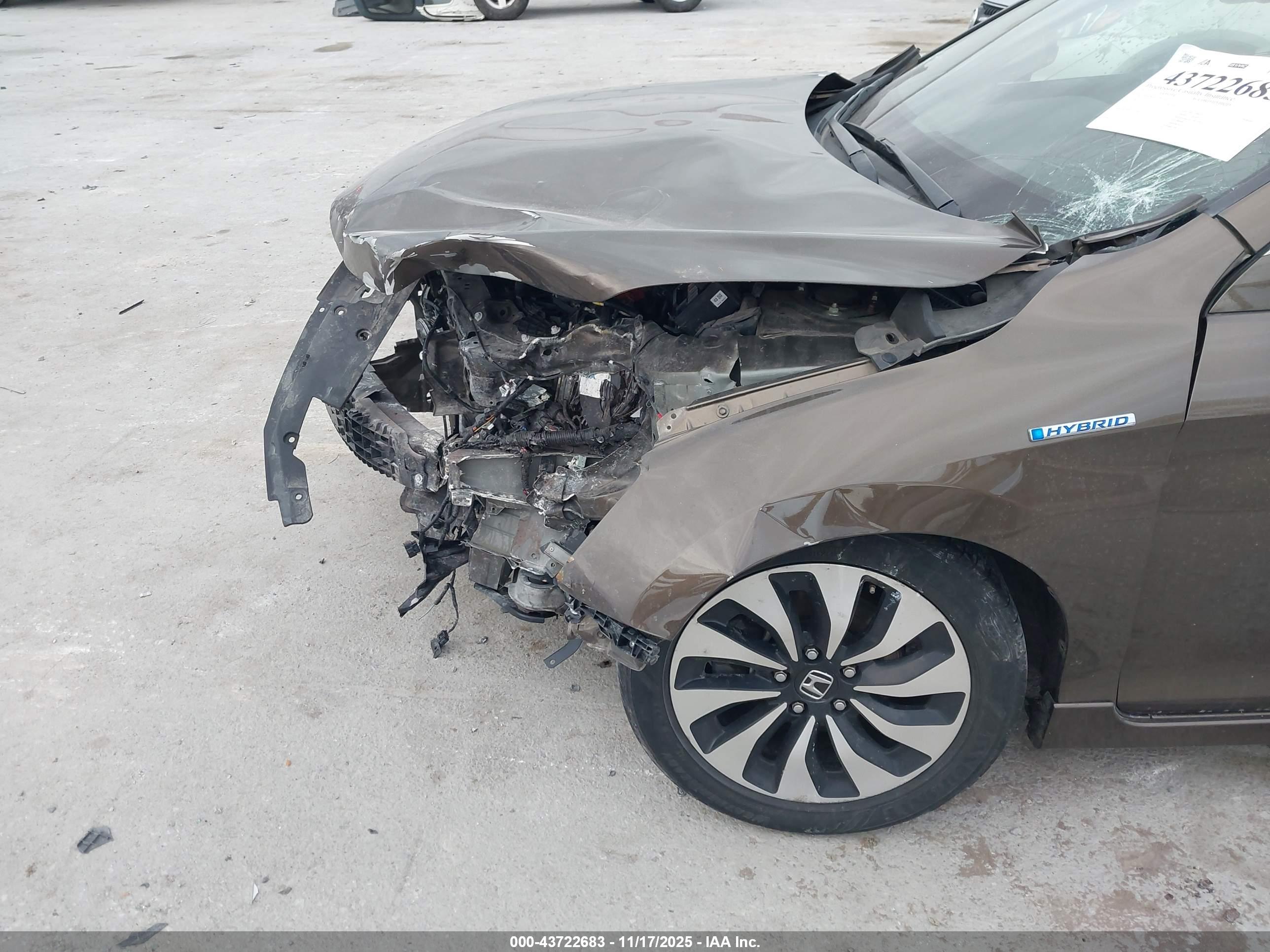 HONDA ACCORD image 6