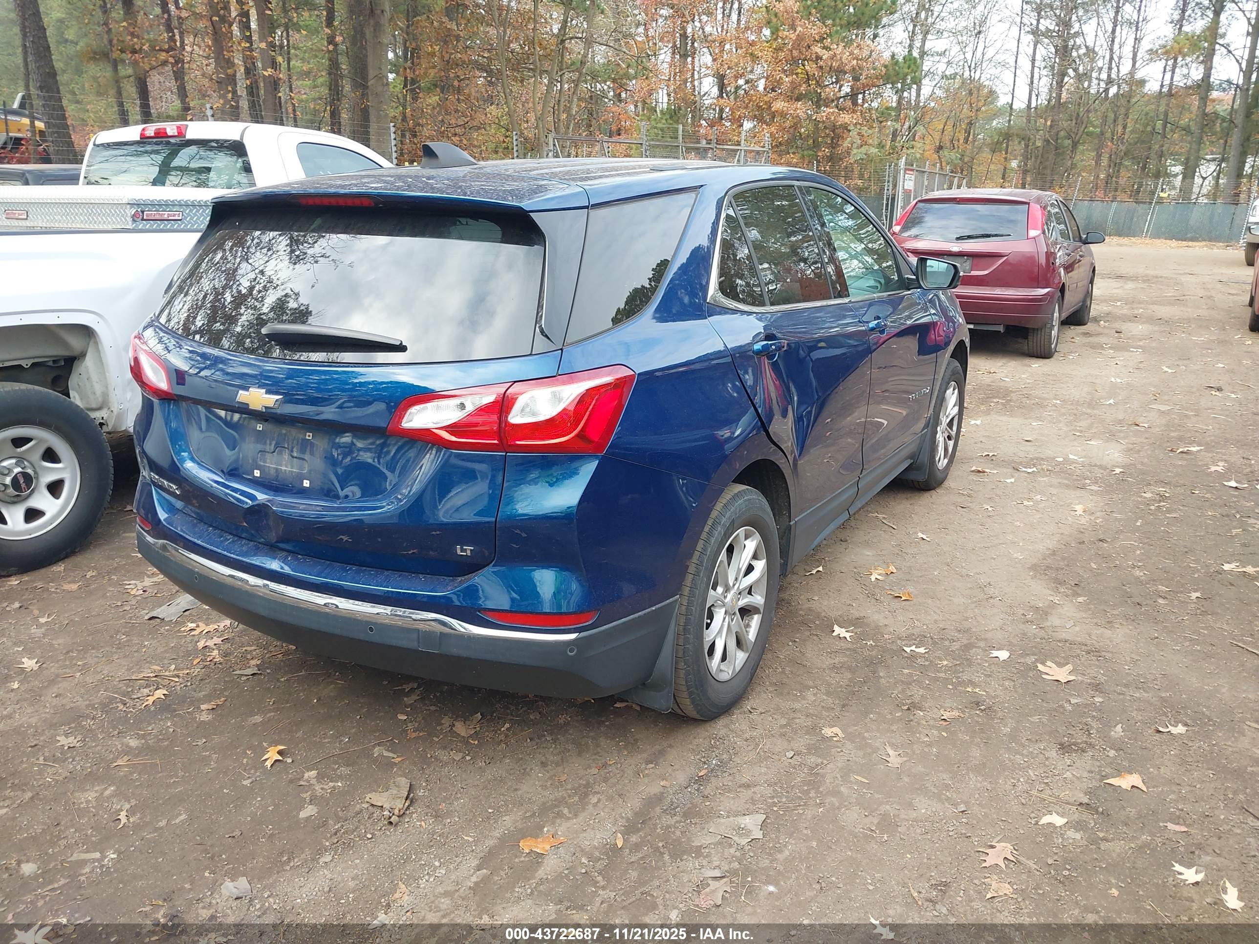 CHEVROLET EQUINOX image 4