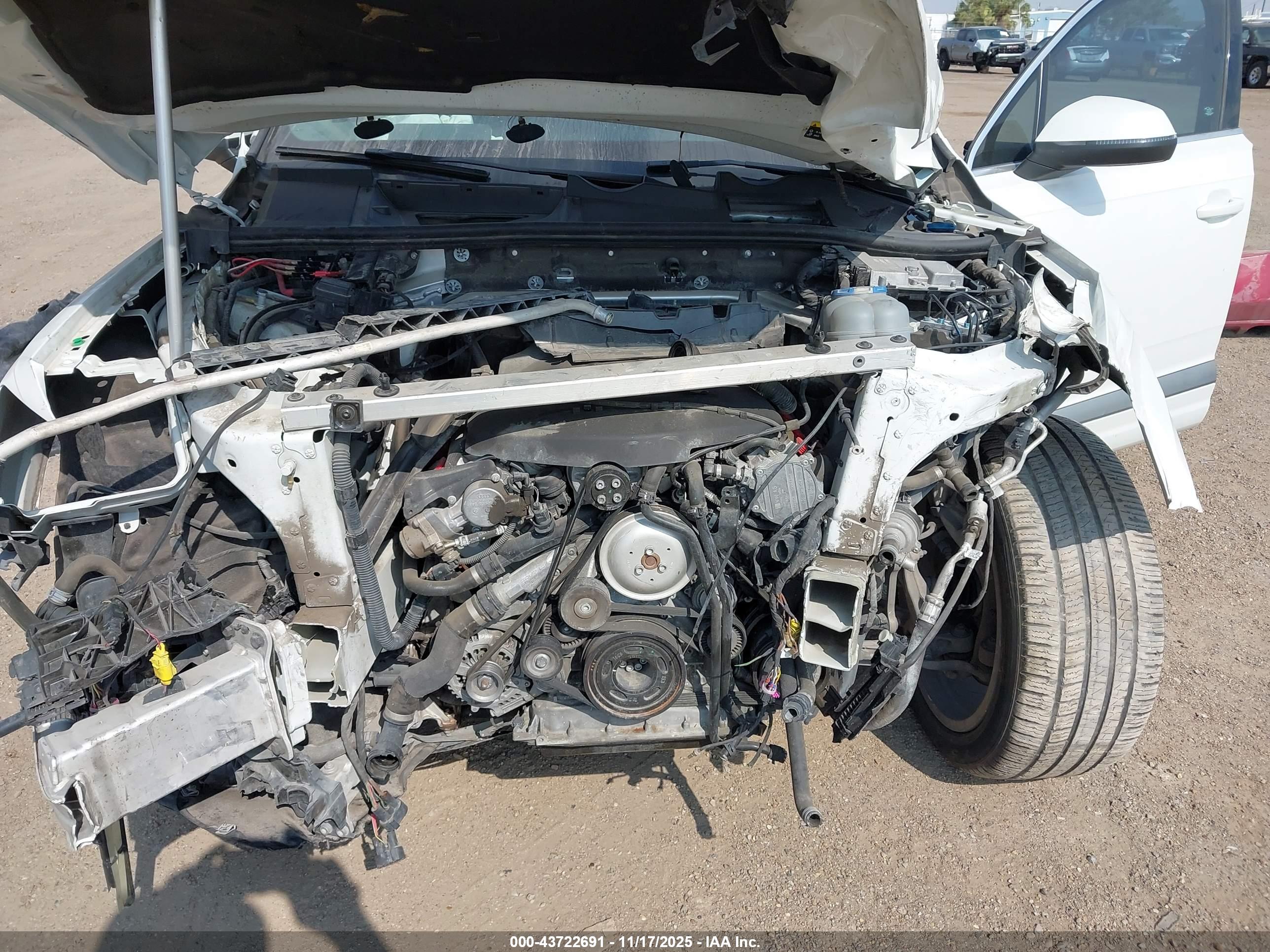 AUDI Q7 image 10