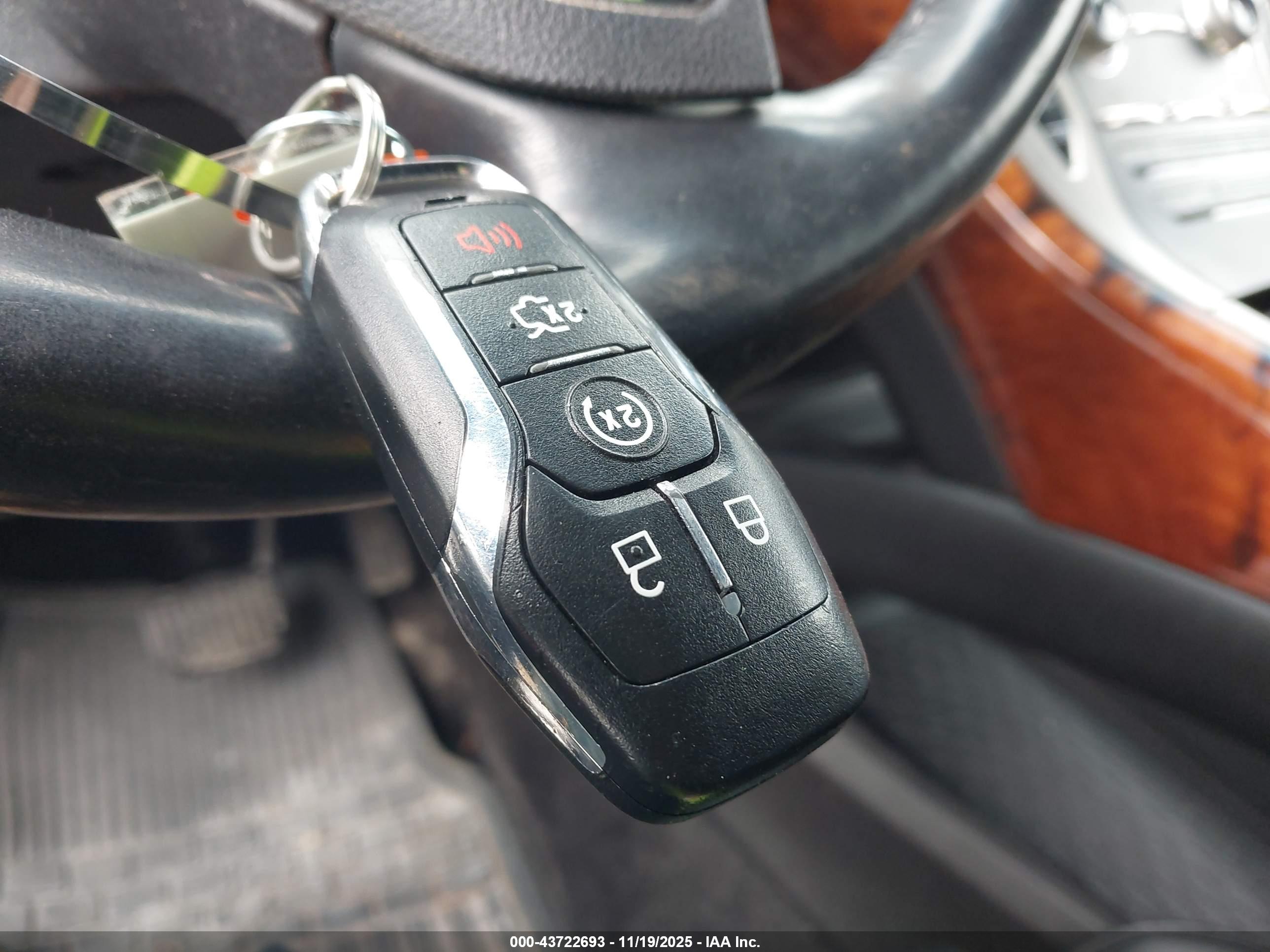 LINCOLN MKX image 11