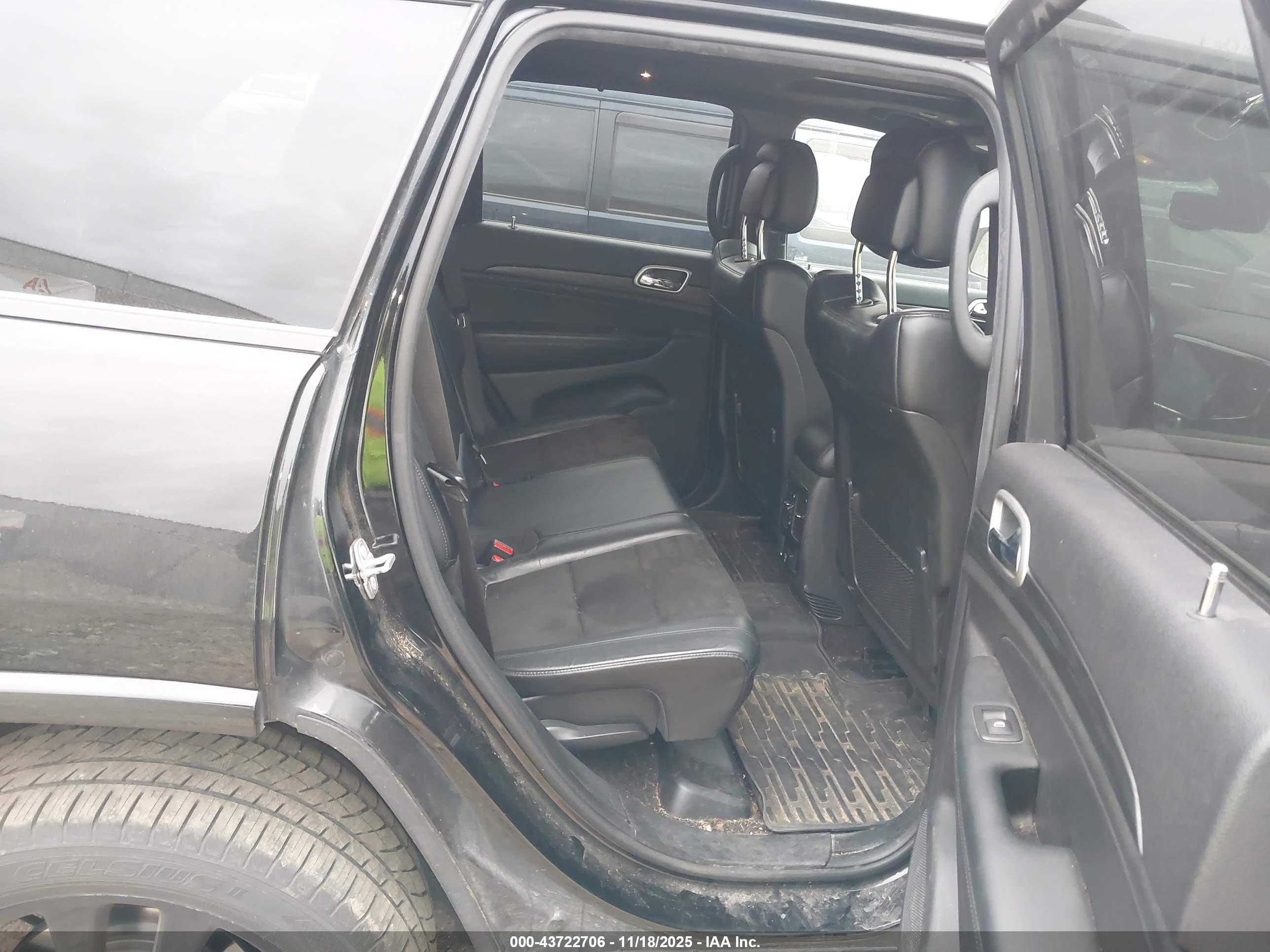 JEEP GRAND image 8
