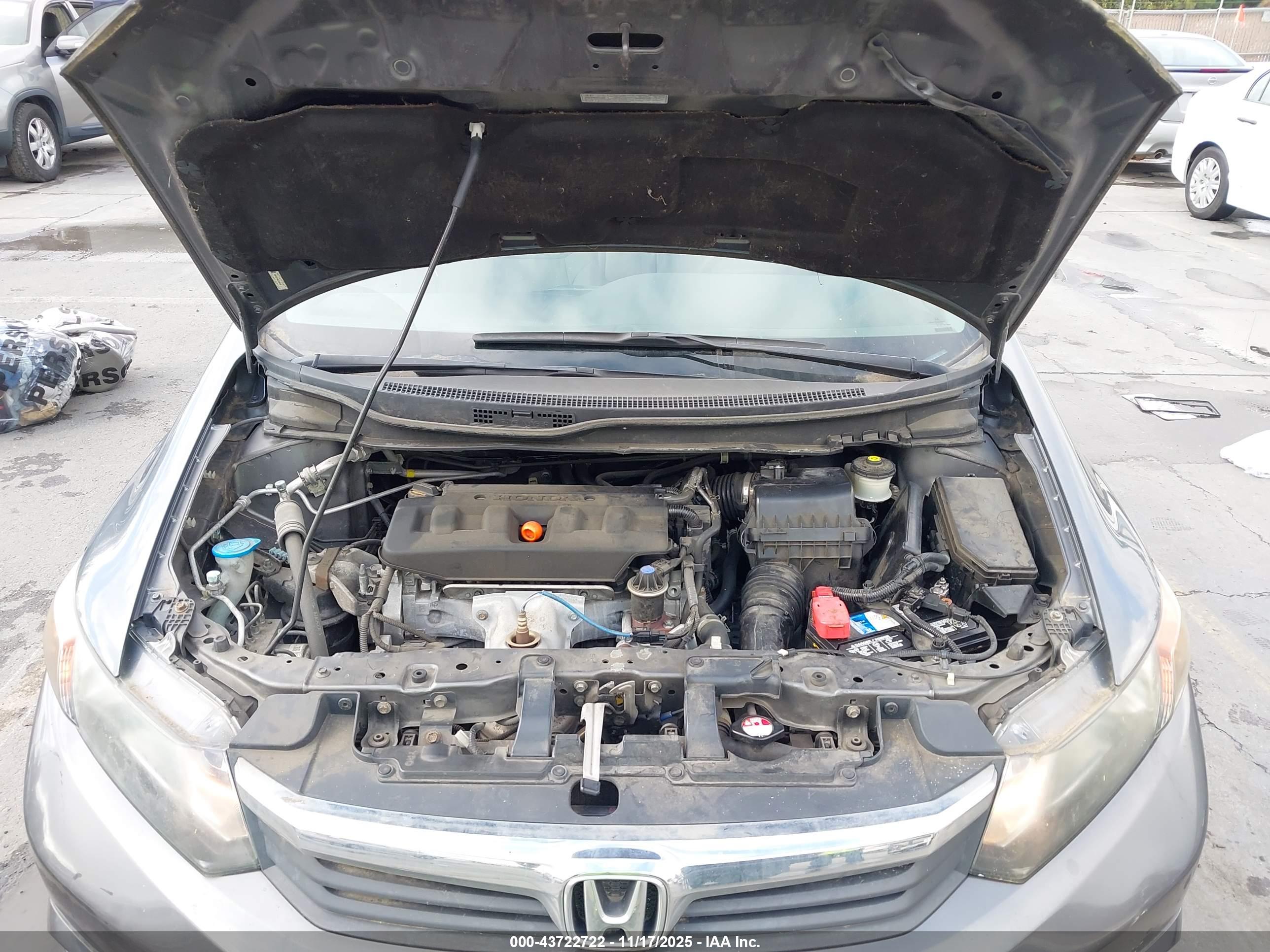 HONDA CIVIC image 10