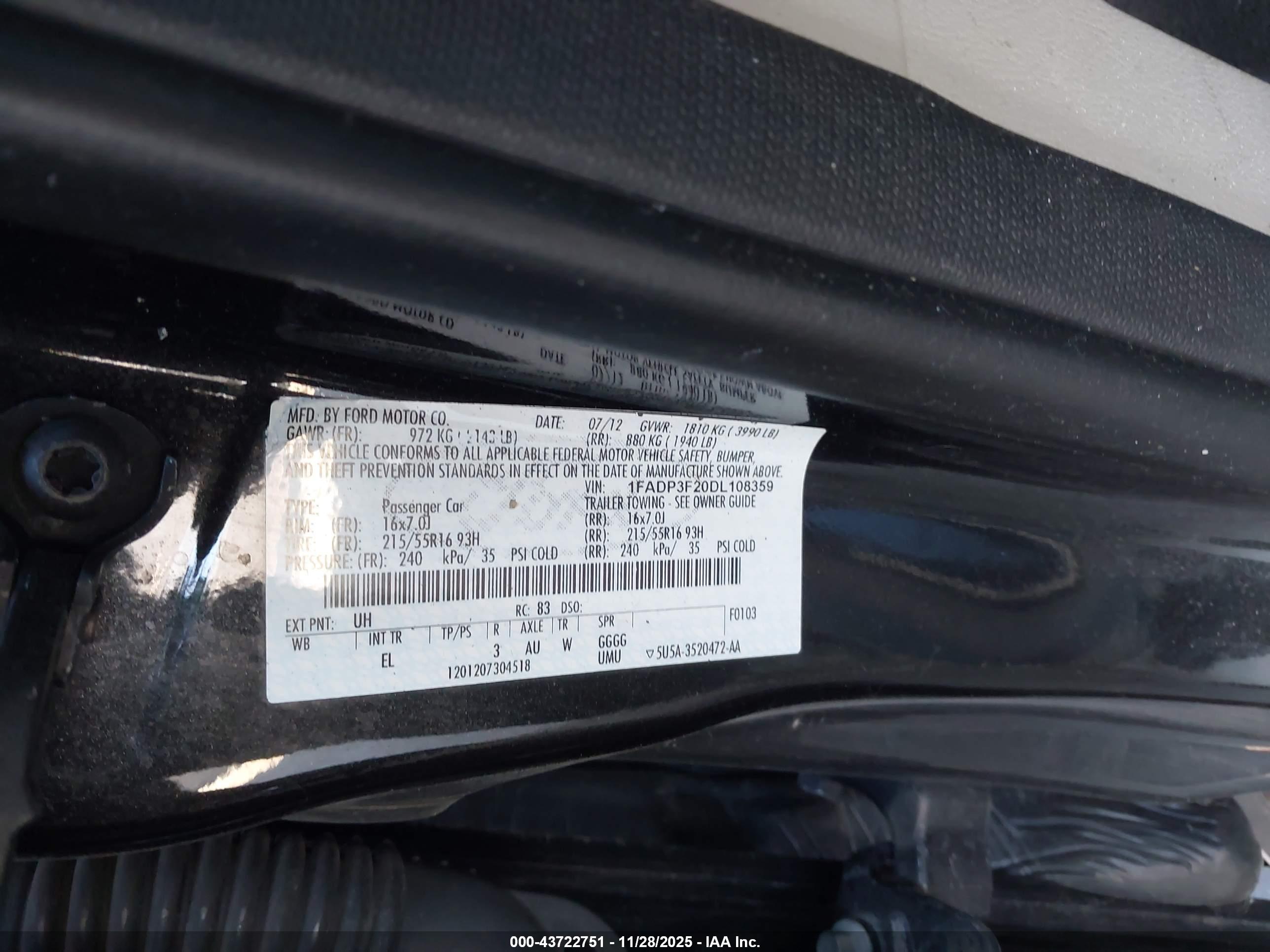 FORD FOCUS image 9