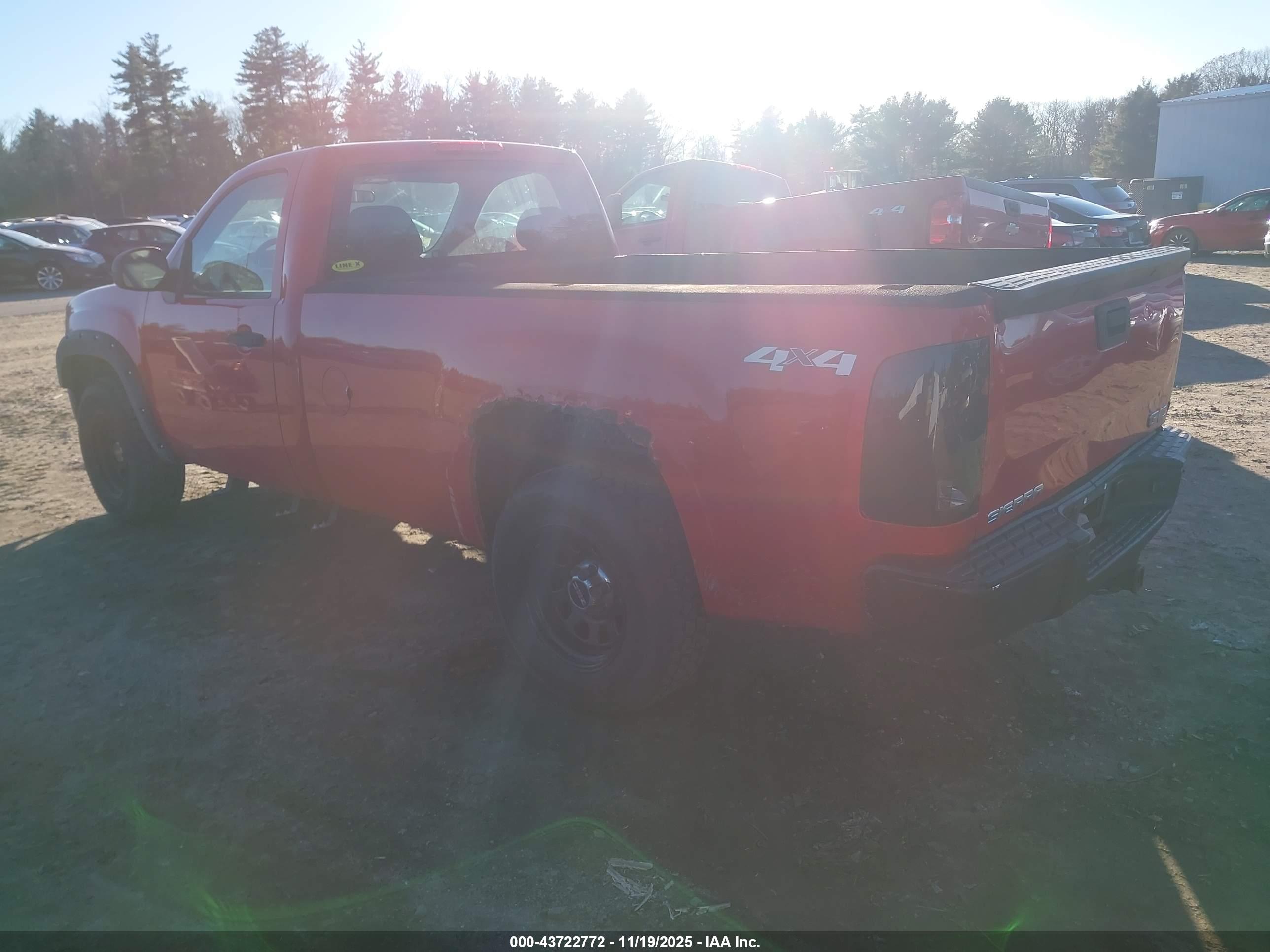 GMC SIERRA image 3