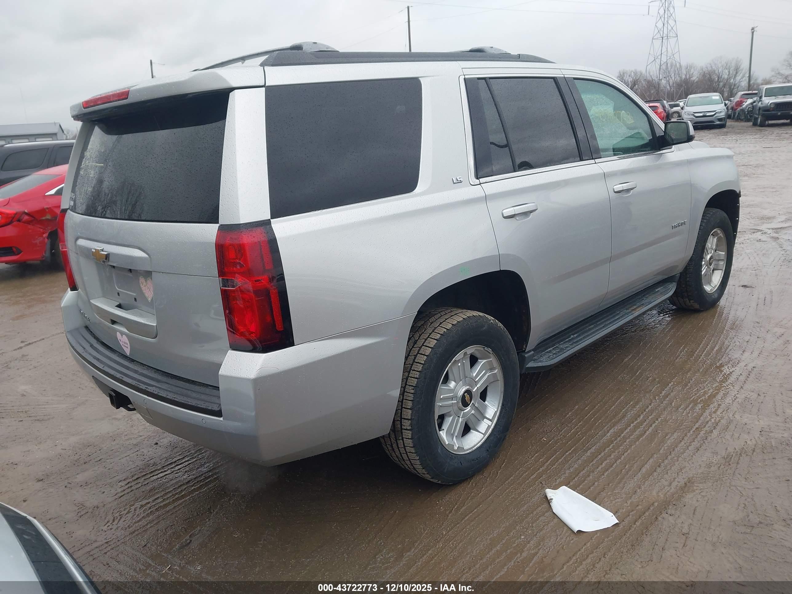 CHEVROLET TAHOE image 4