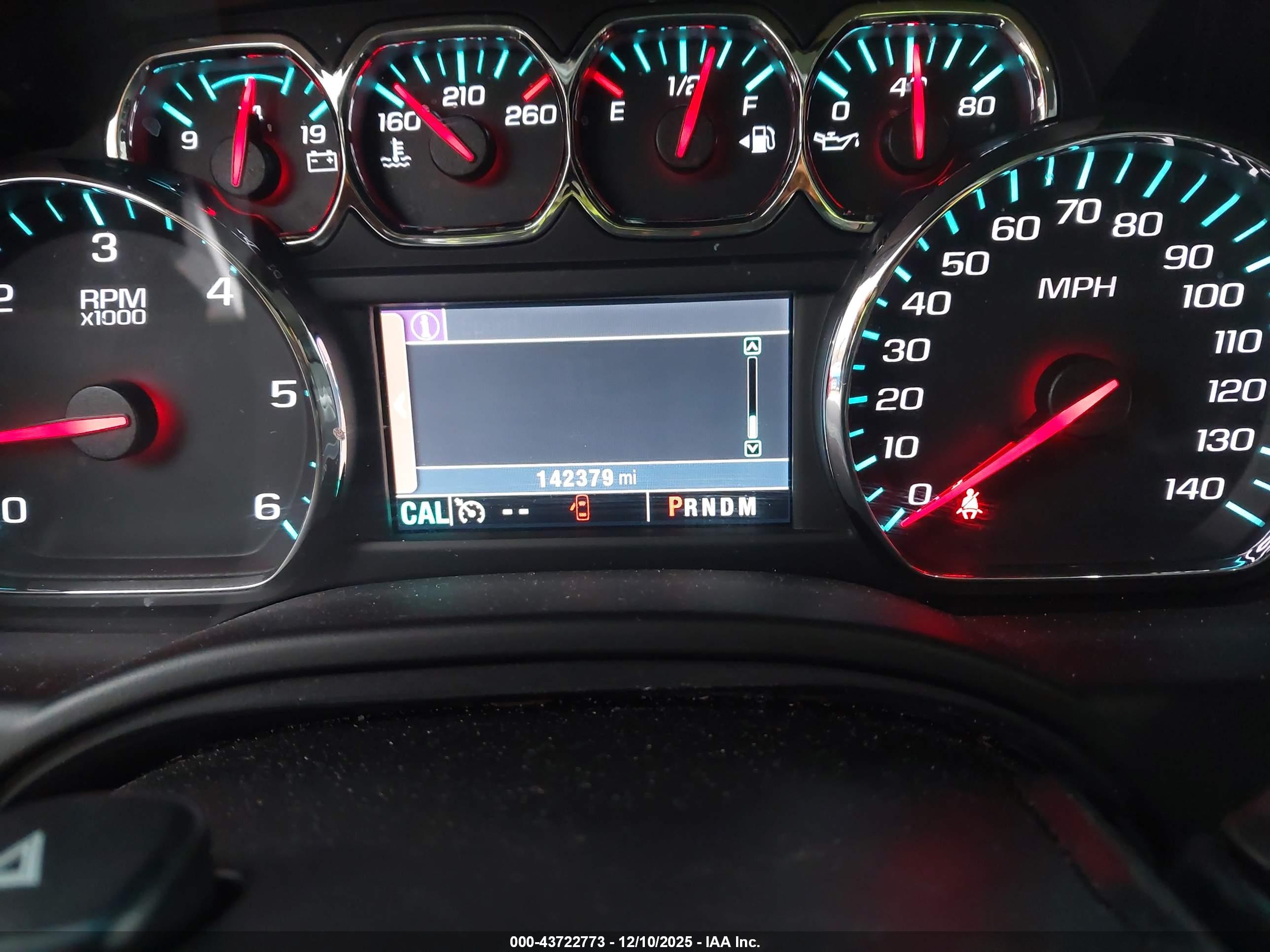 CHEVROLET TAHOE image 7