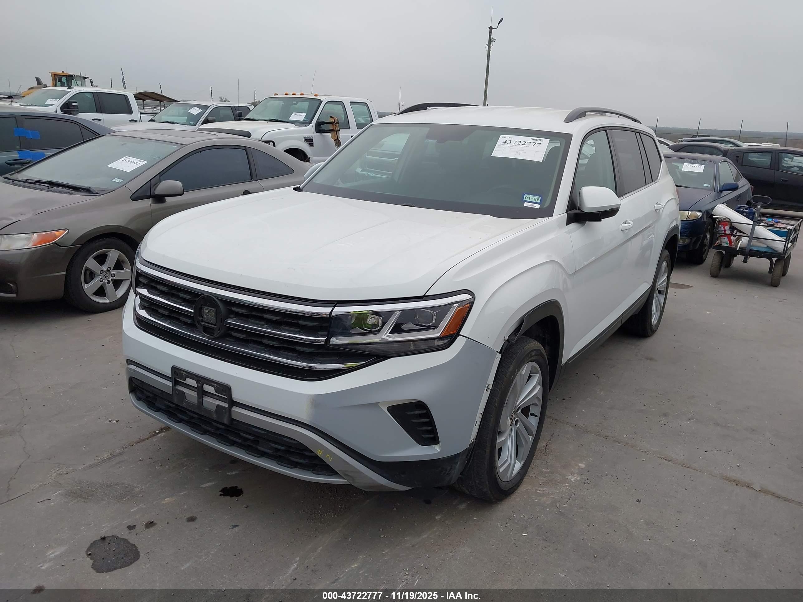 VOLKSWAGEN ATLAS image 2