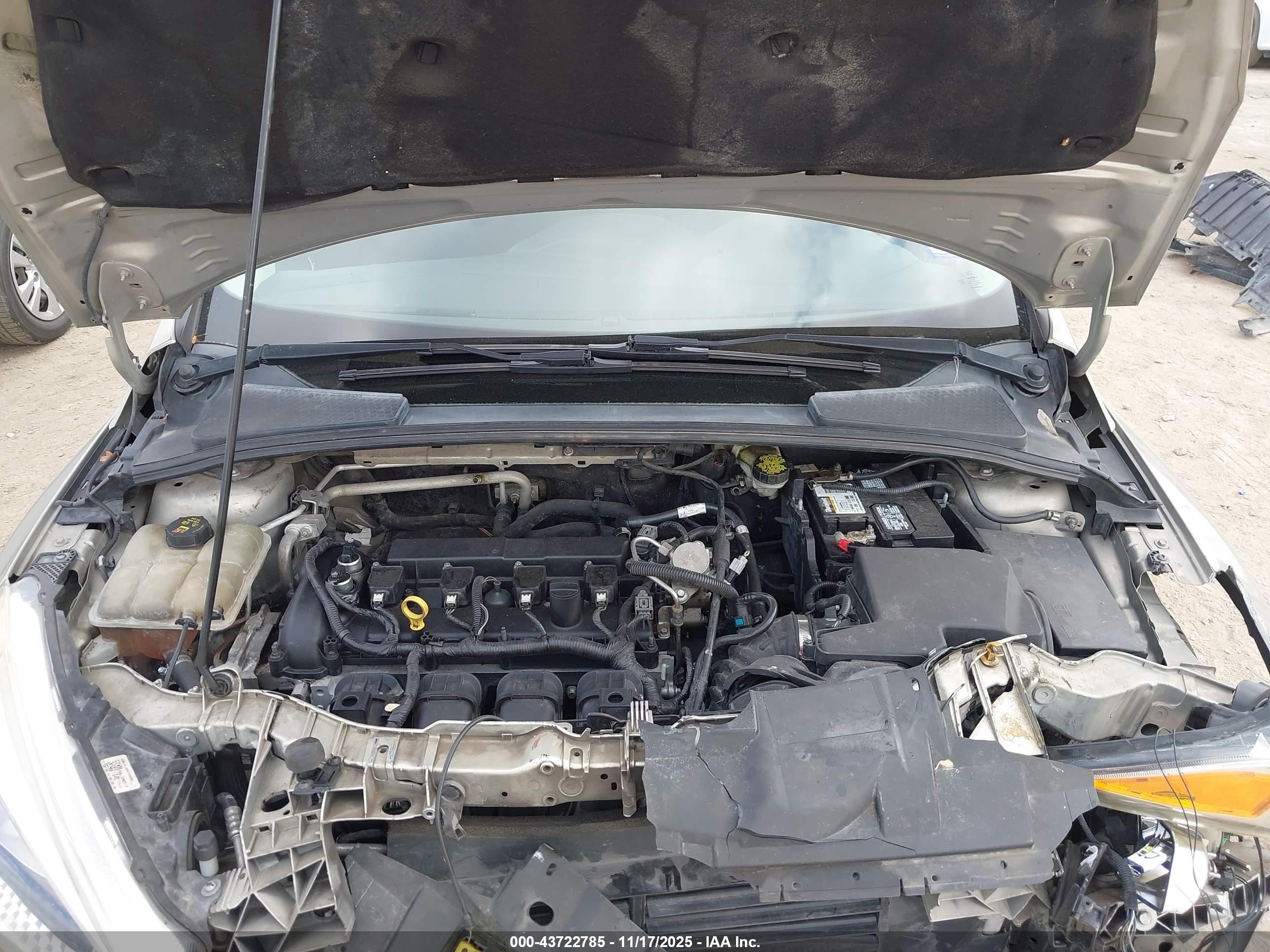 FORD FOCUS image 10