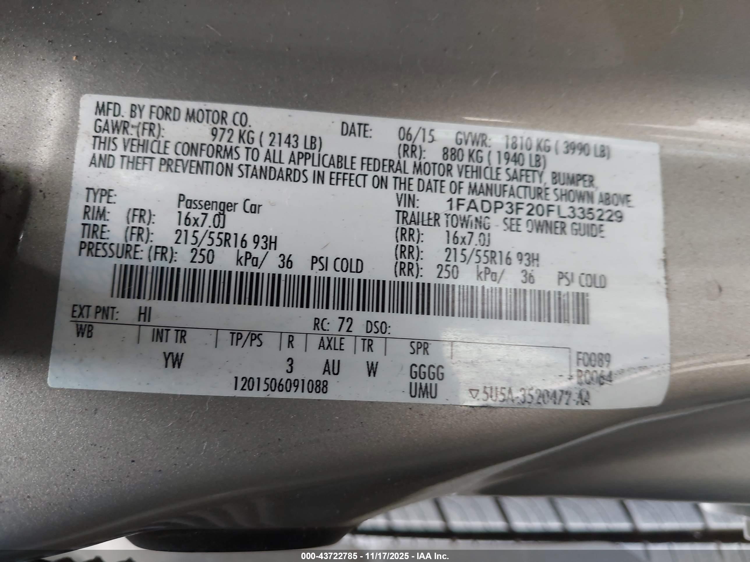 FORD FOCUS image 9