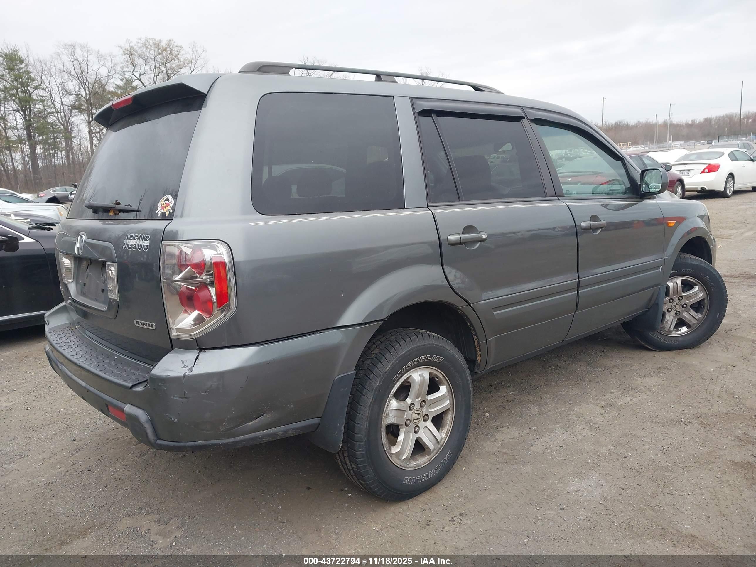 HONDA PILOT image 4