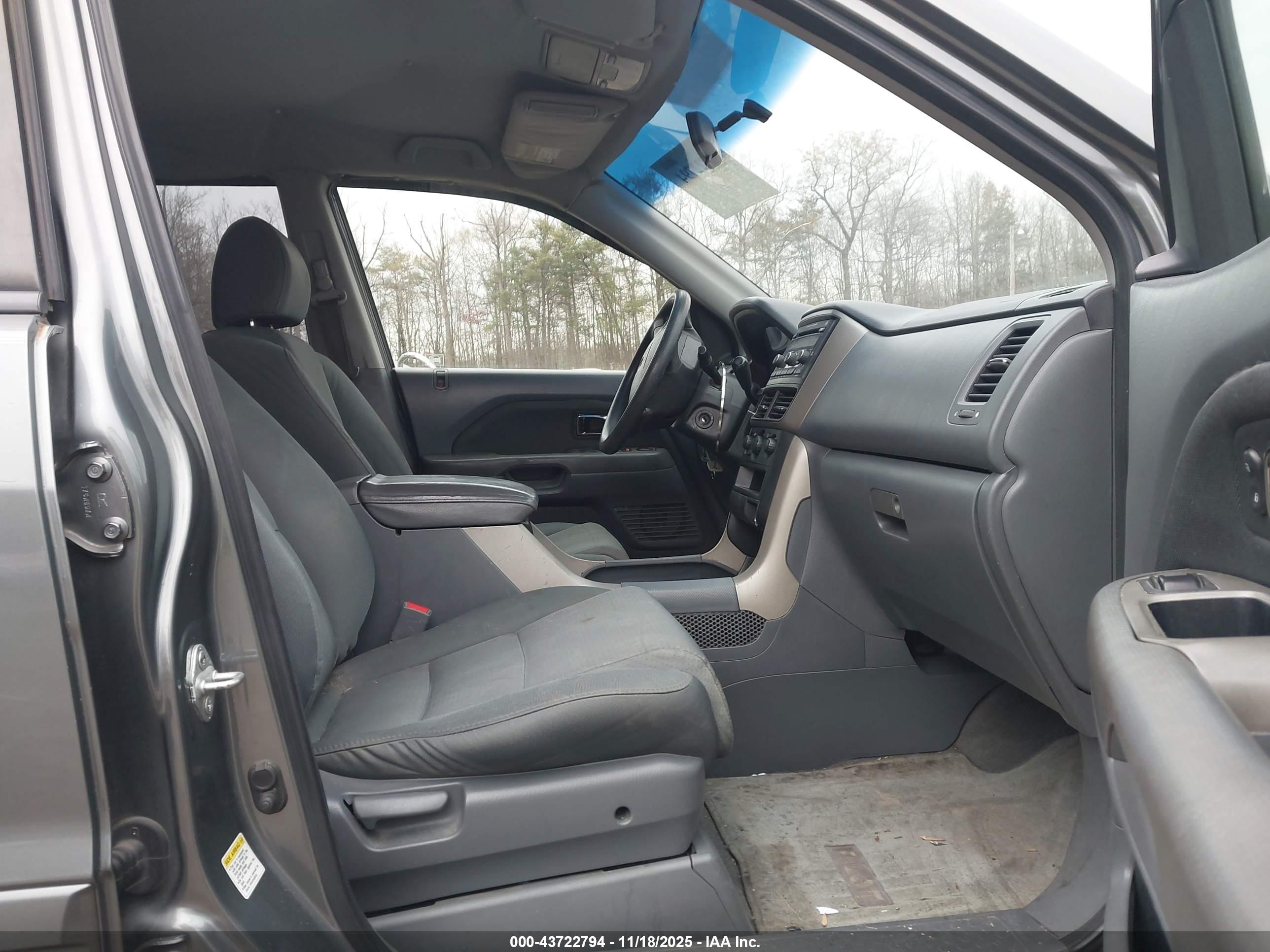 HONDA PILOT image 5