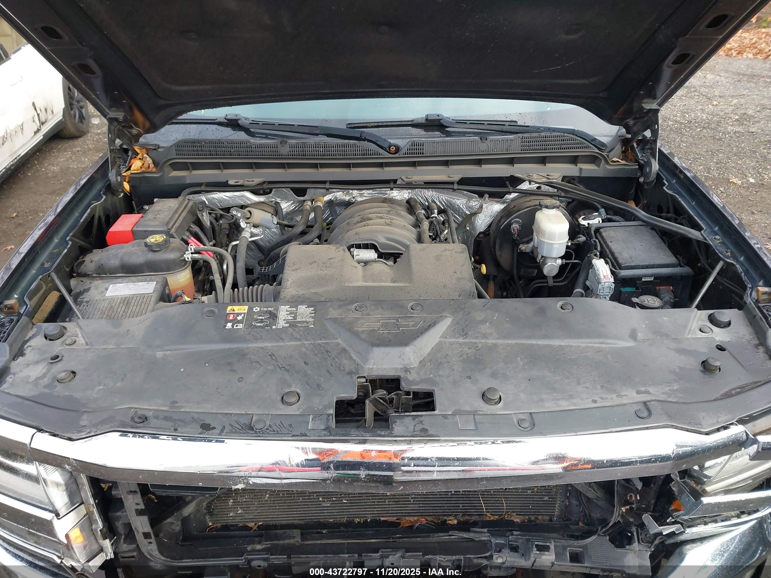 CHEVROLET SILVERADO image 10