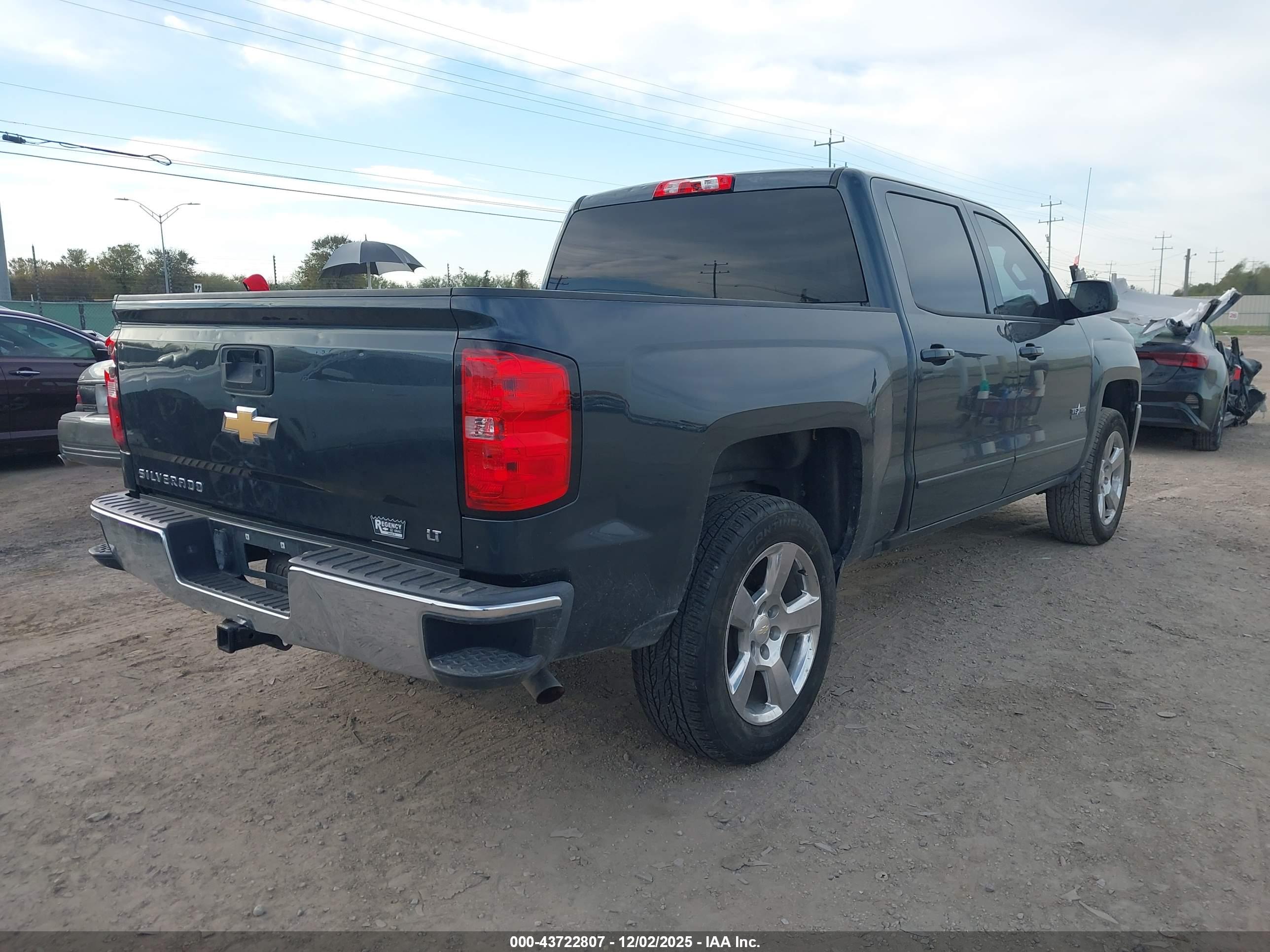 CHEVROLET SILVERADO image 4