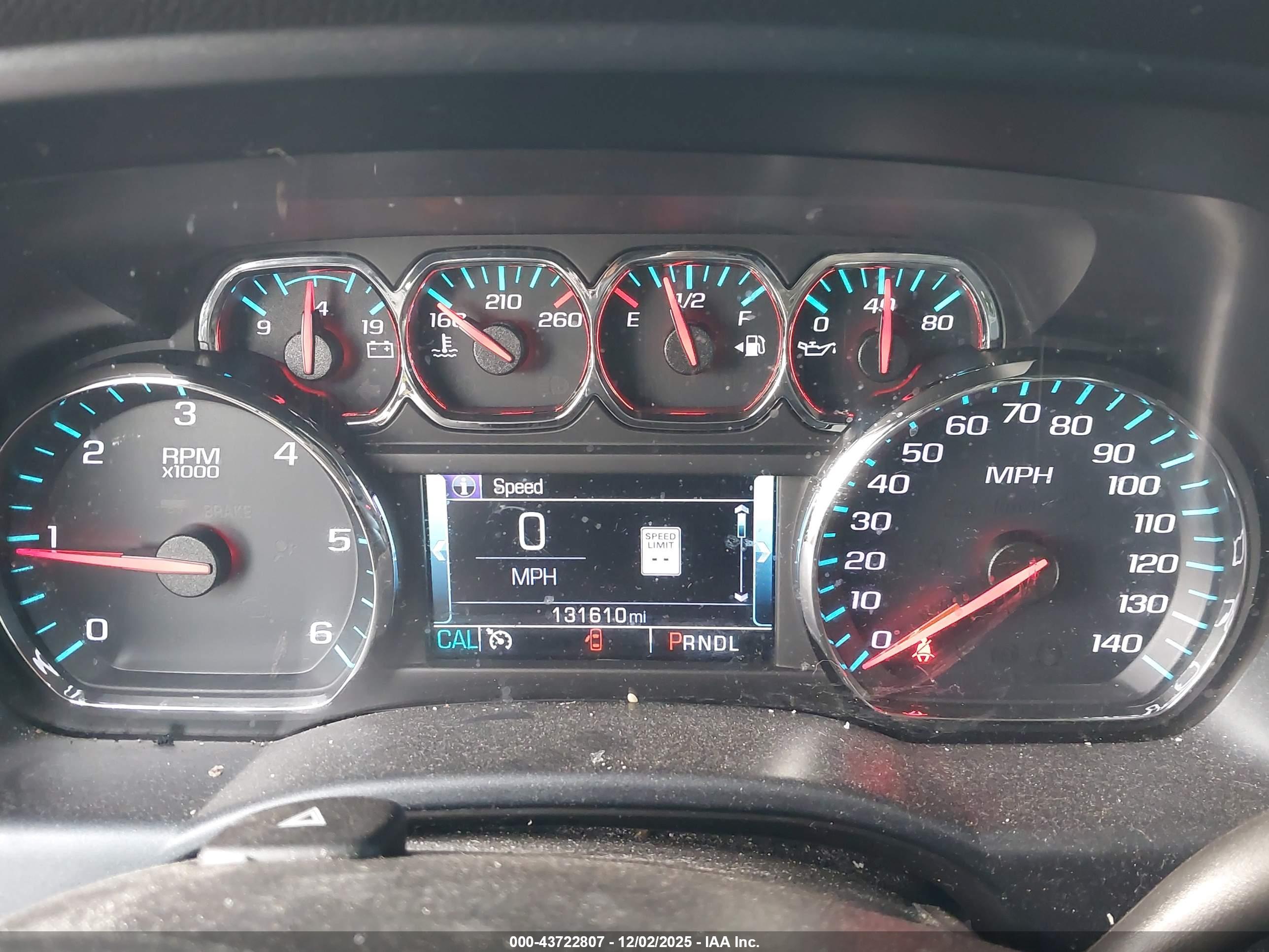 CHEVROLET SILVERADO image 7