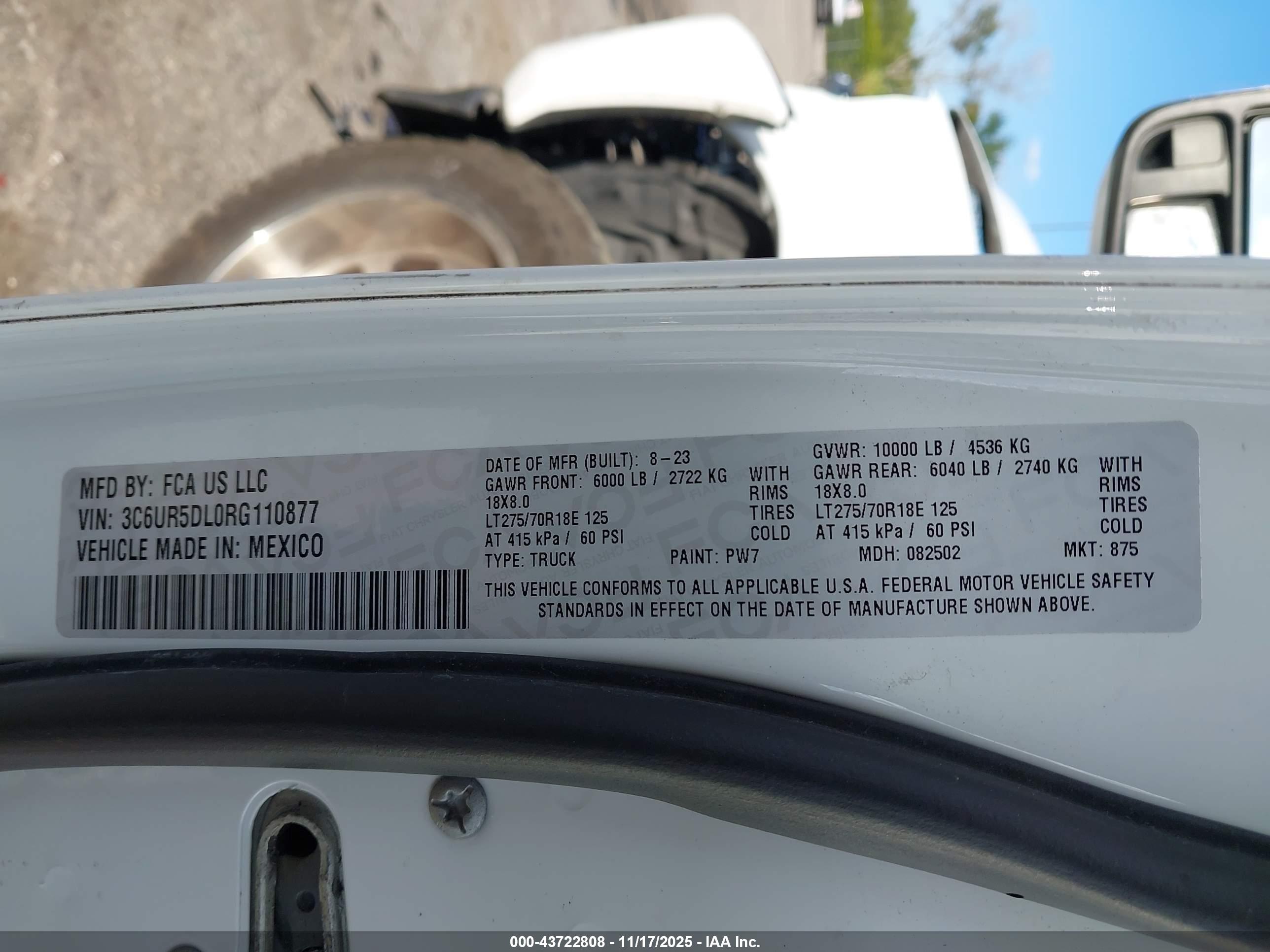 RAM 2500 image 9