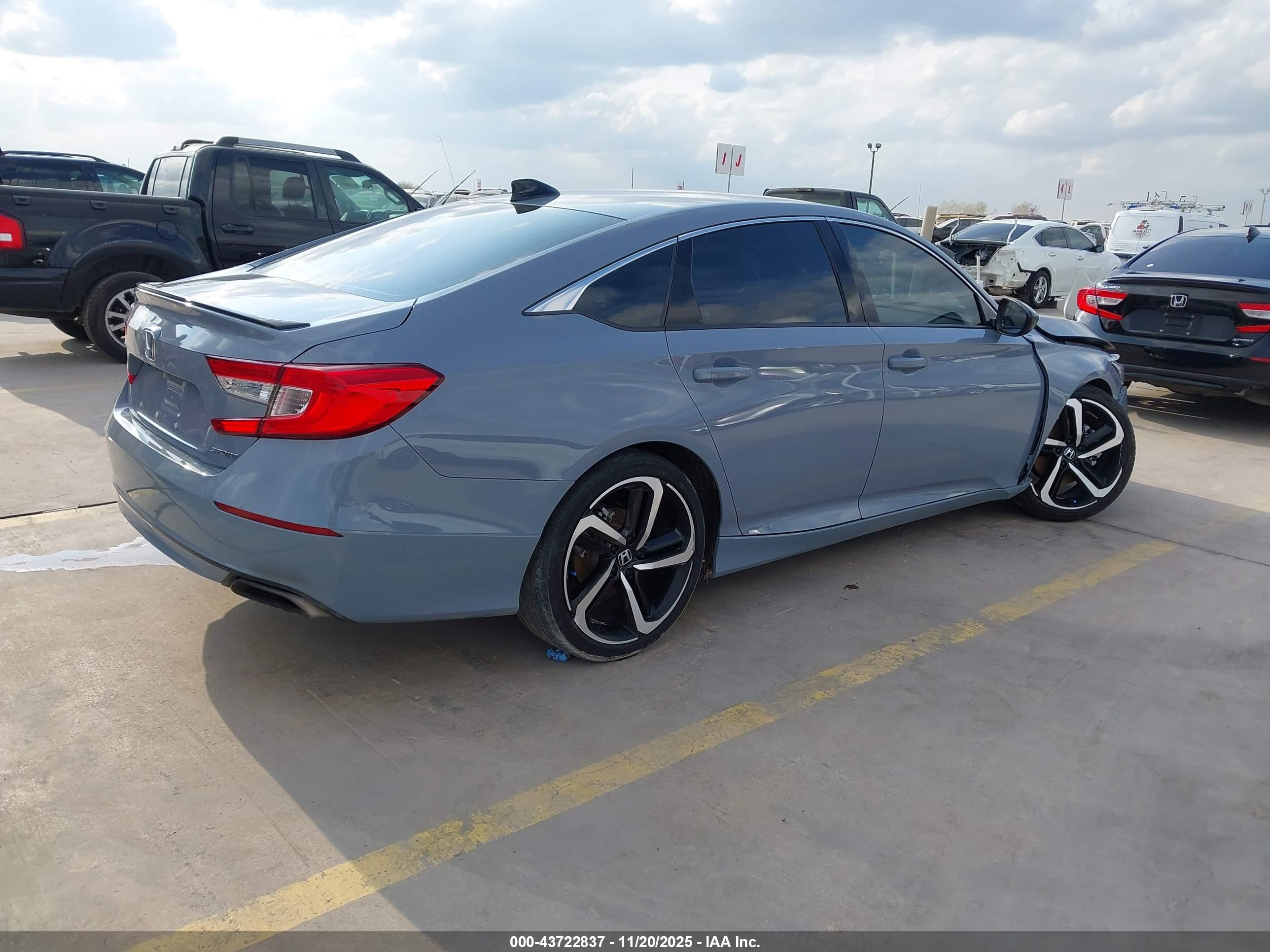 HONDA ACCORD image 4