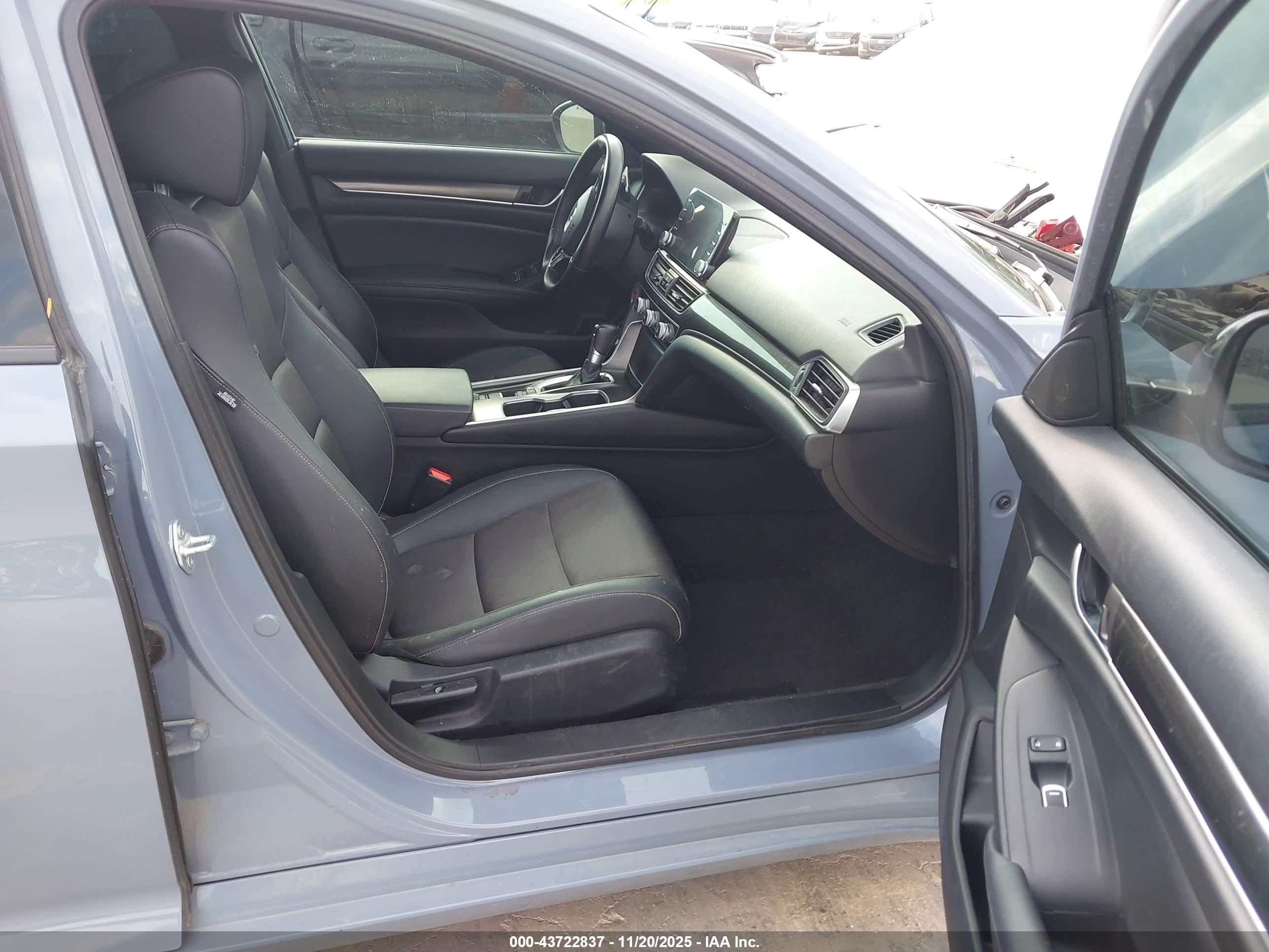 HONDA ACCORD image 5