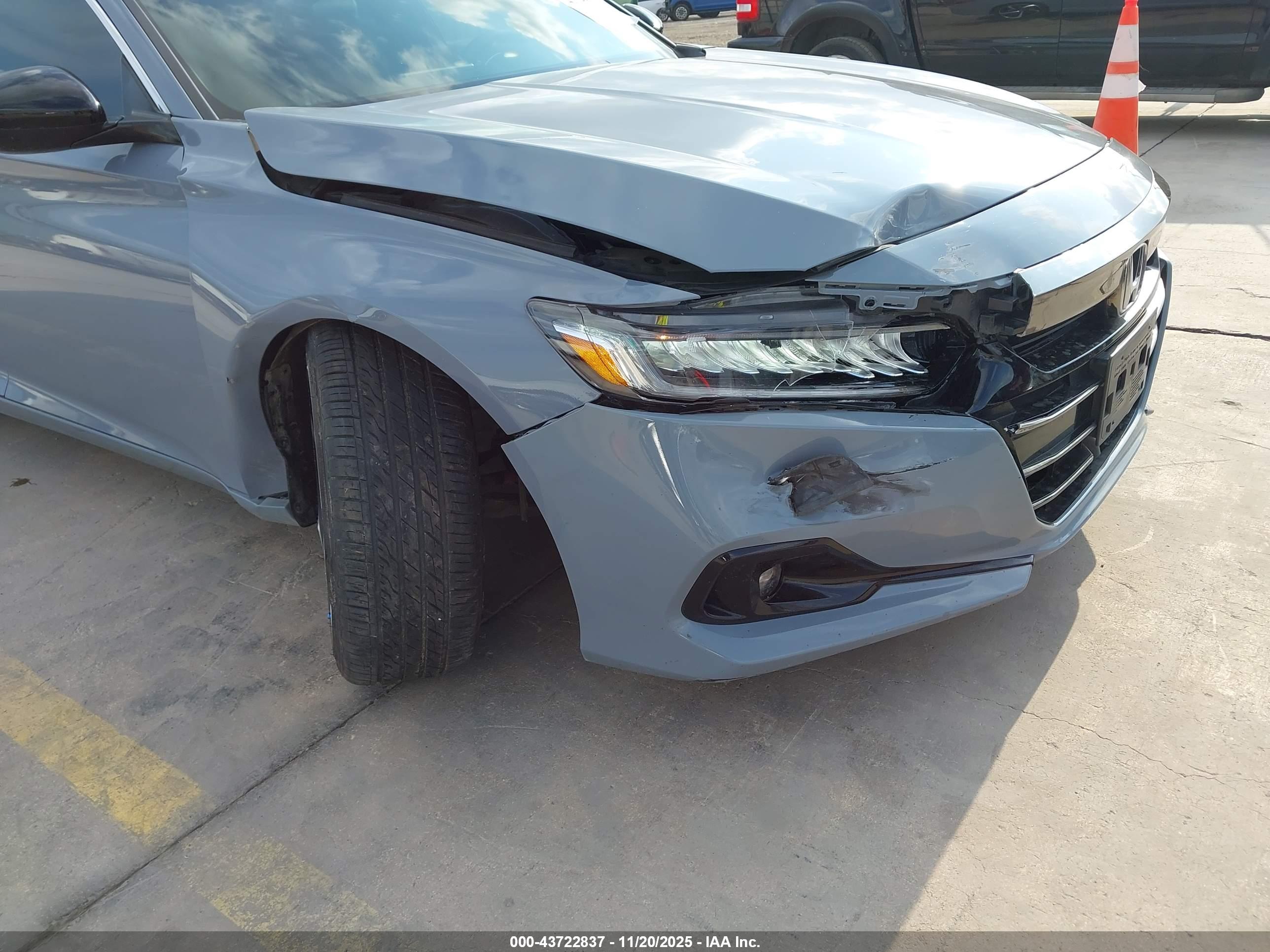 HONDA ACCORD image 6