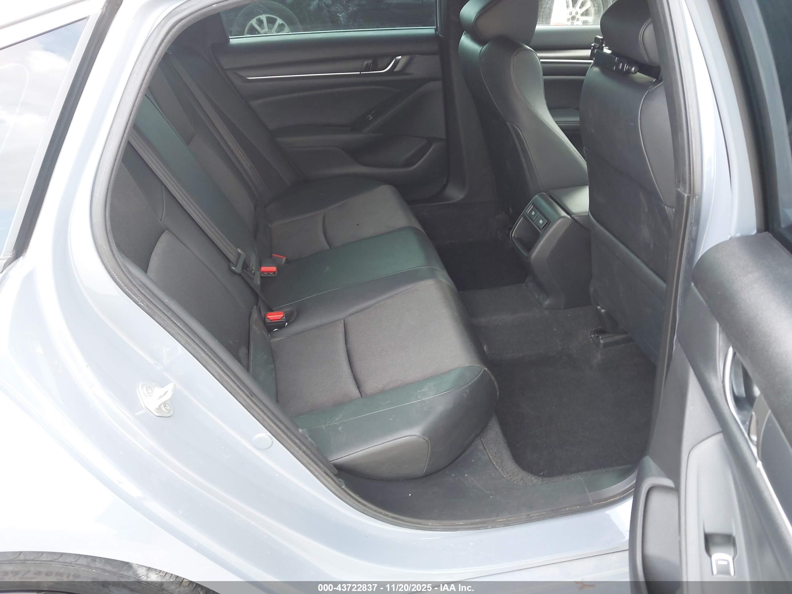 HONDA ACCORD image 8