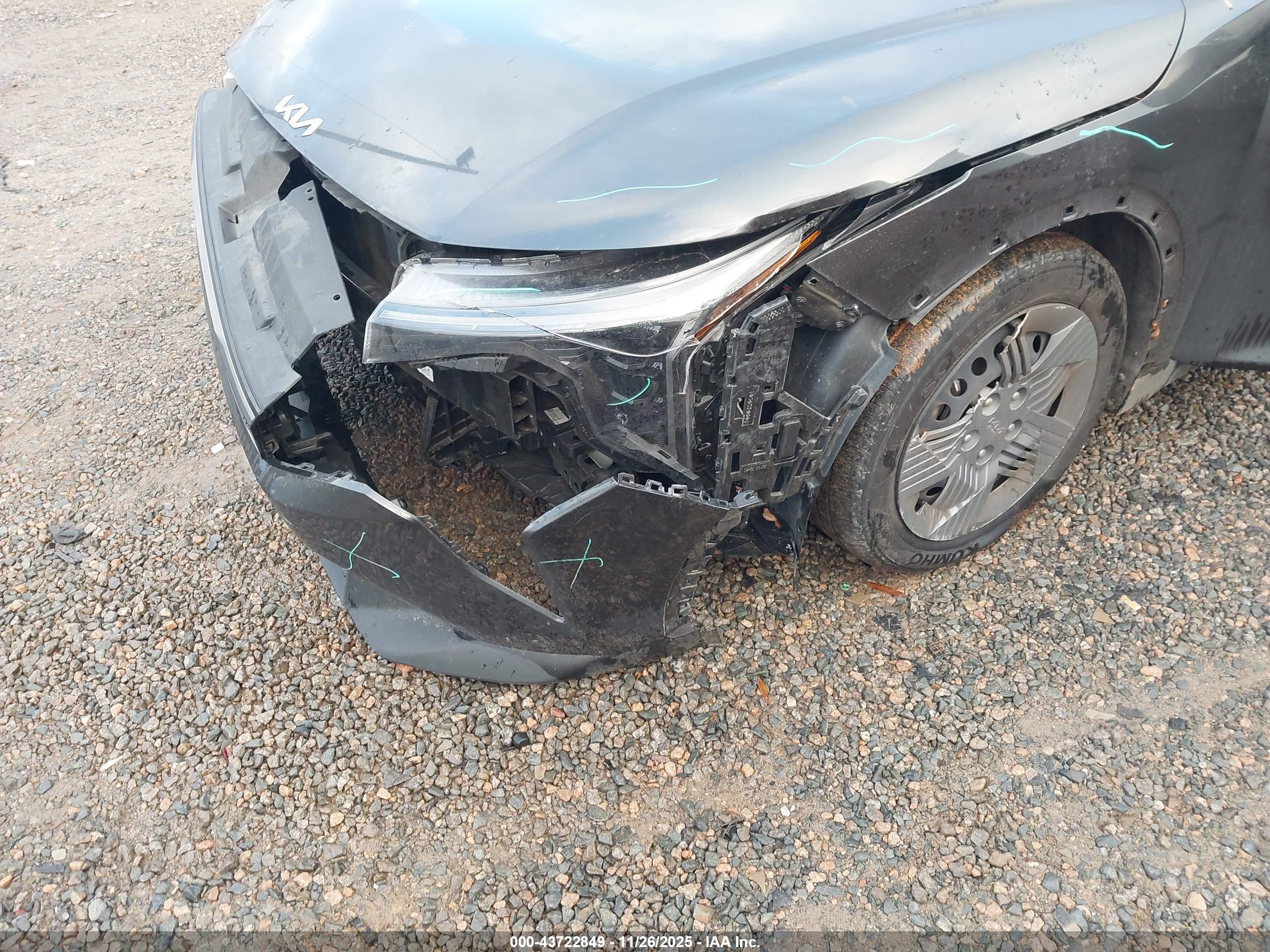 KIA K4 image 6