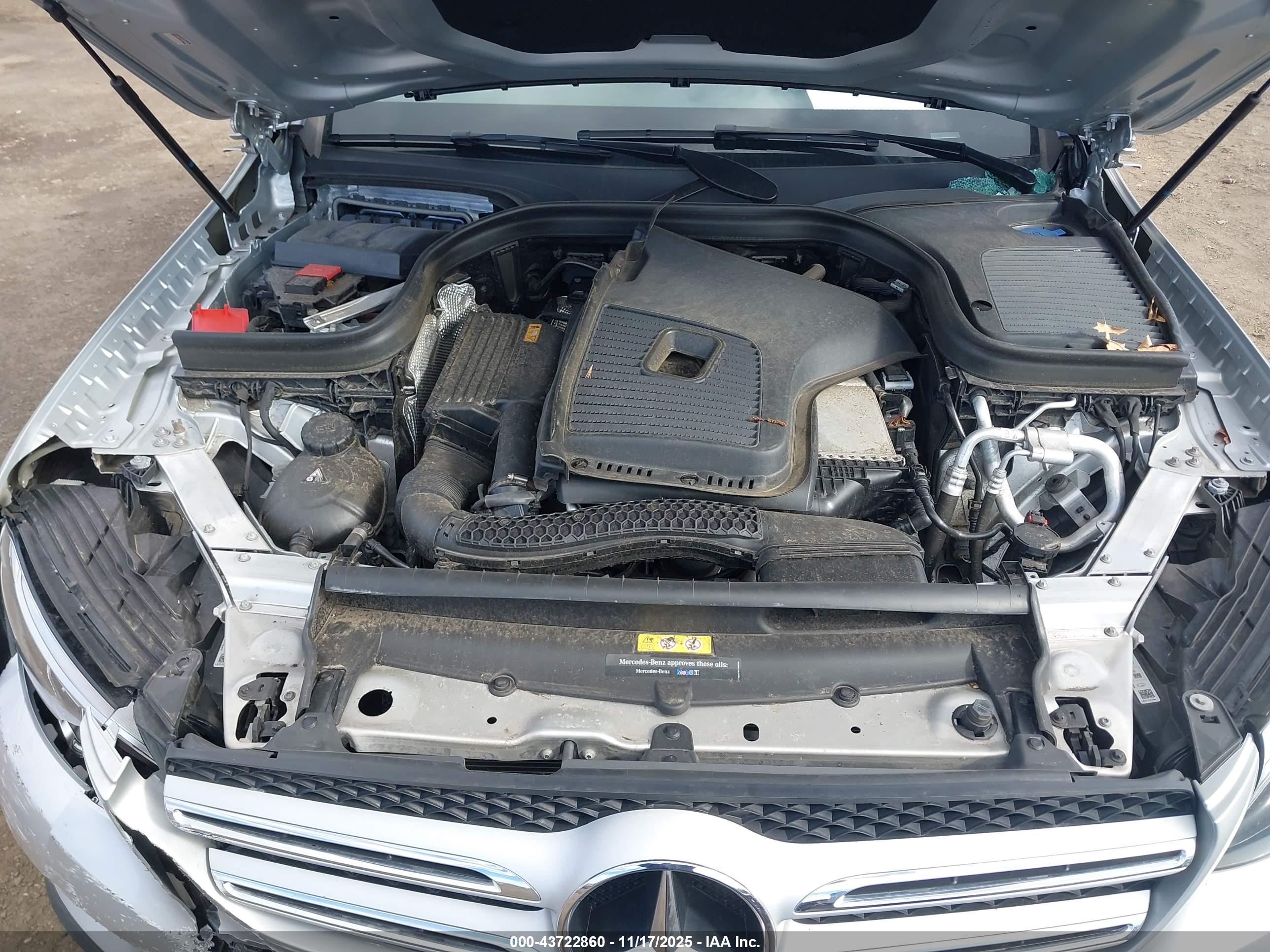 MERCEDES-BENZ GLC image 10