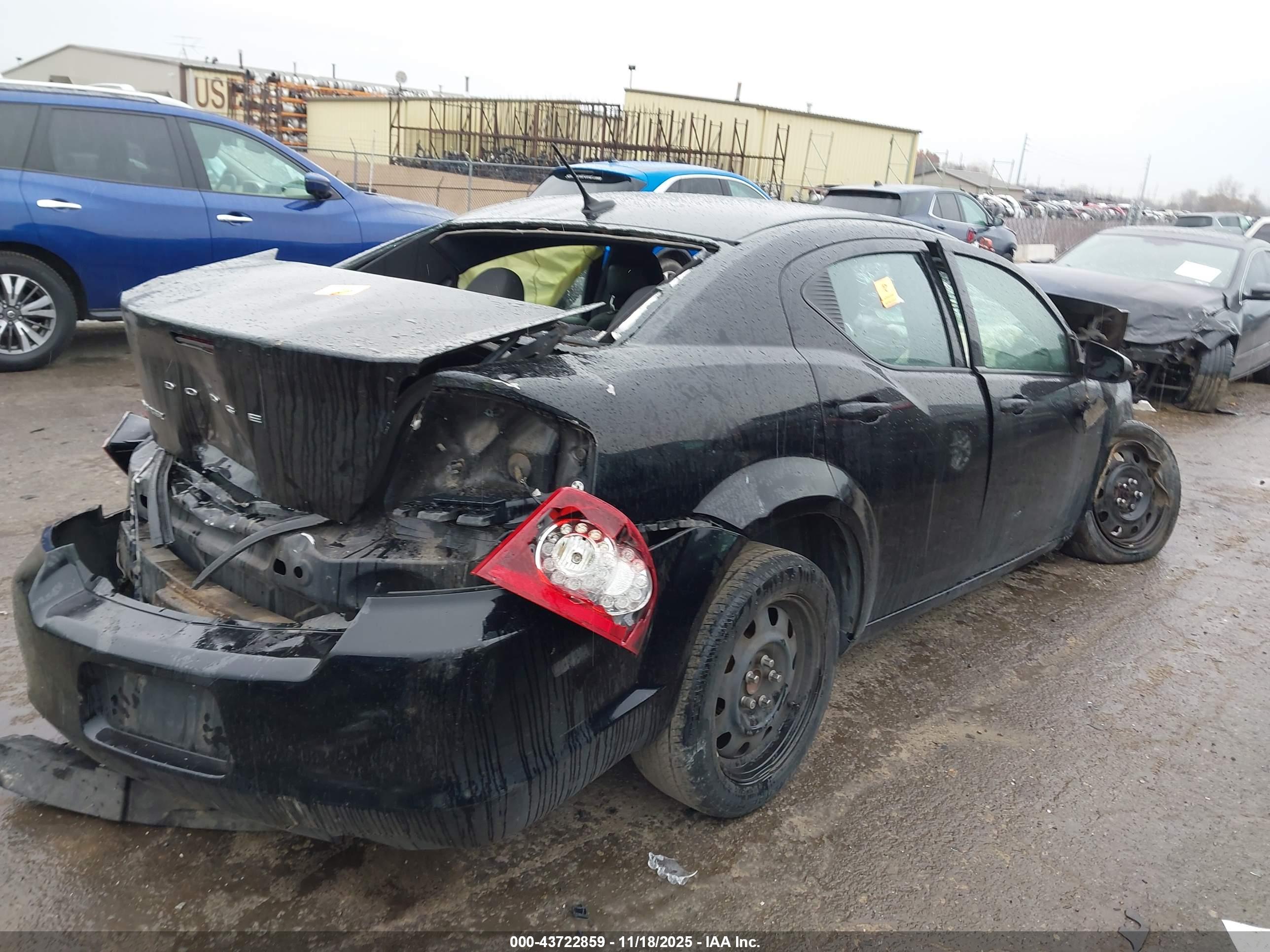 DODGE AVENGER image 4