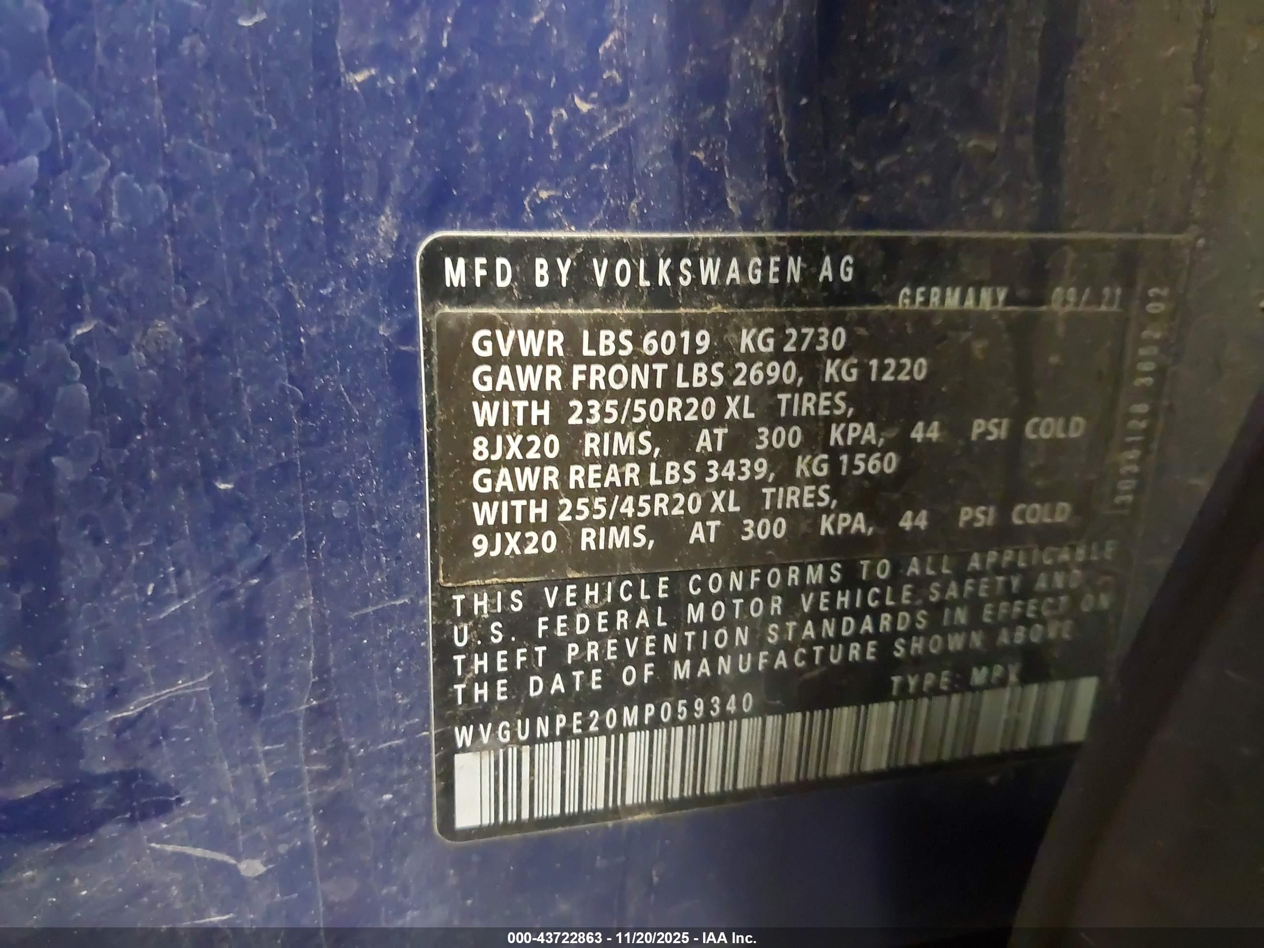 VOLKSWAGEN ID.4 image 9