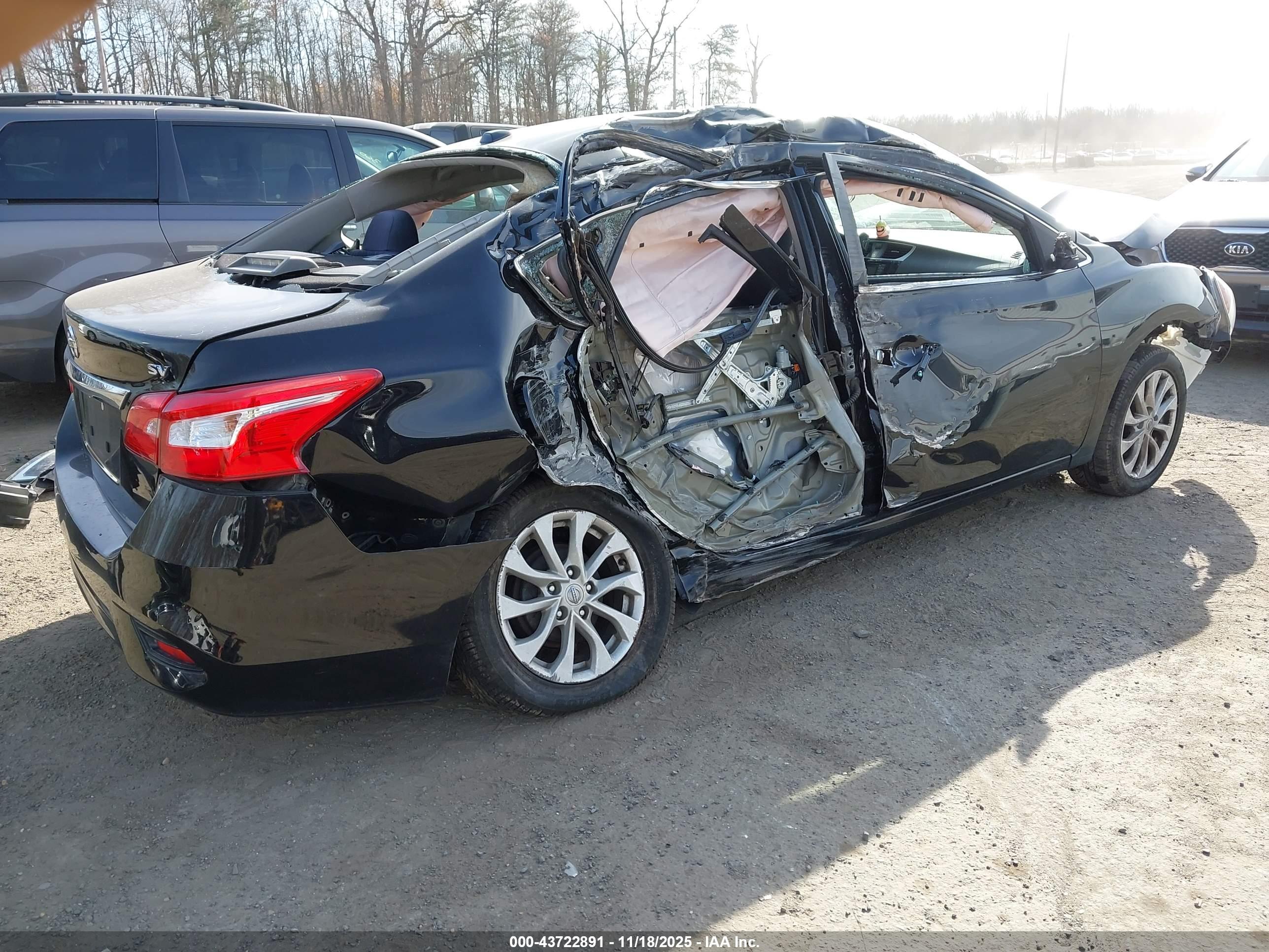 NISSAN SENTRA image 4