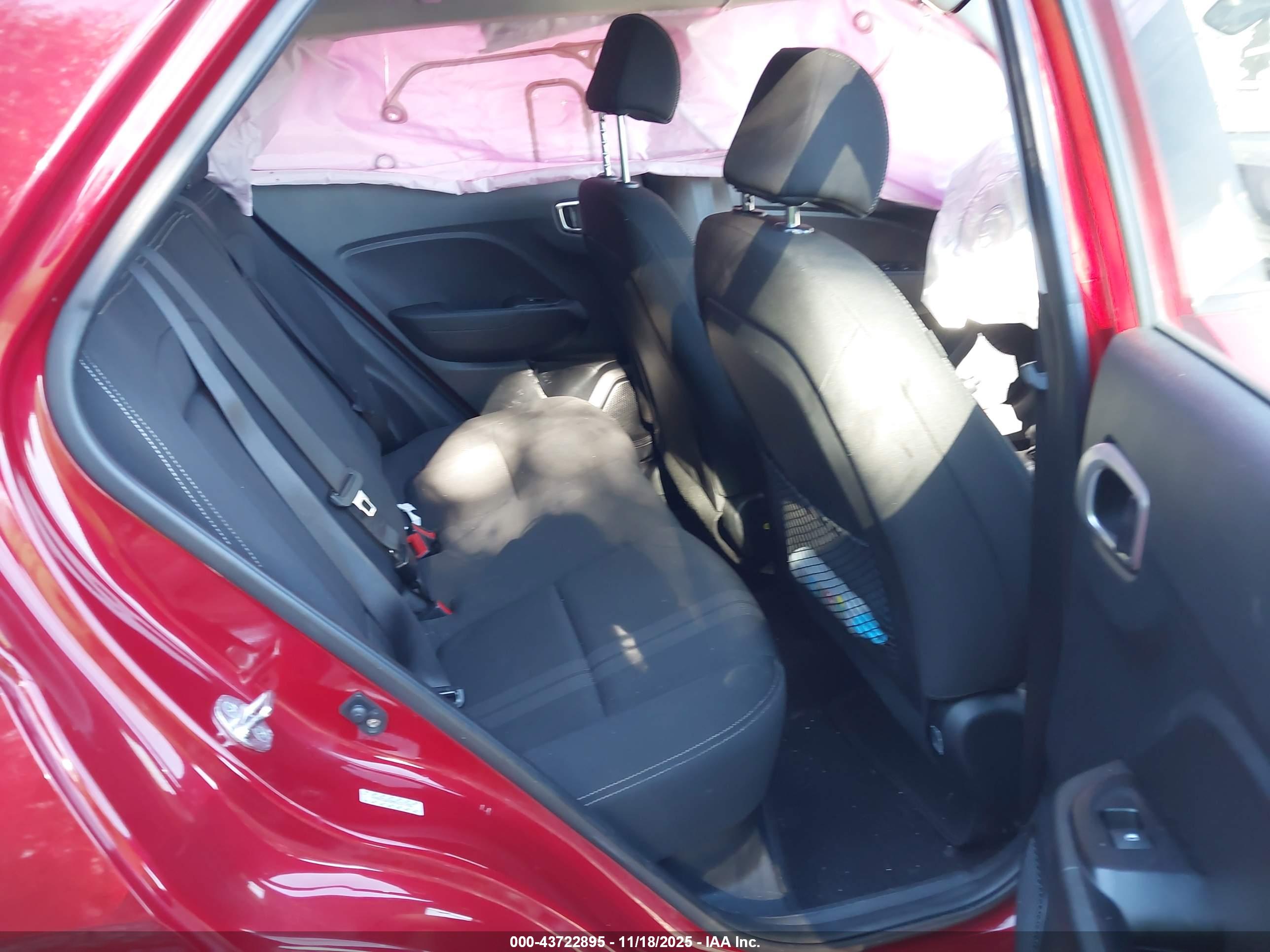 HYUNDAI VENUE image 5