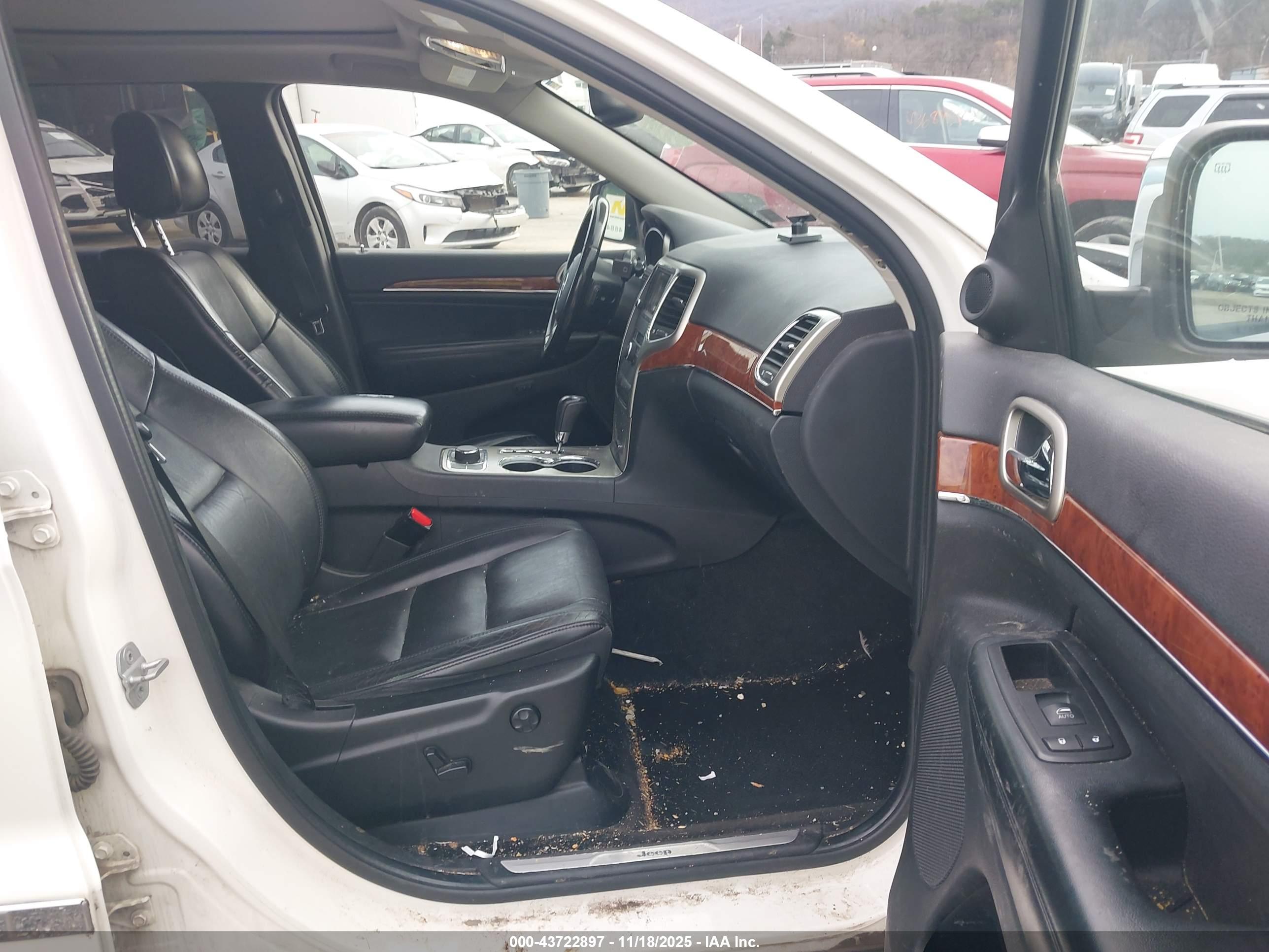 JEEP GRAND image 5