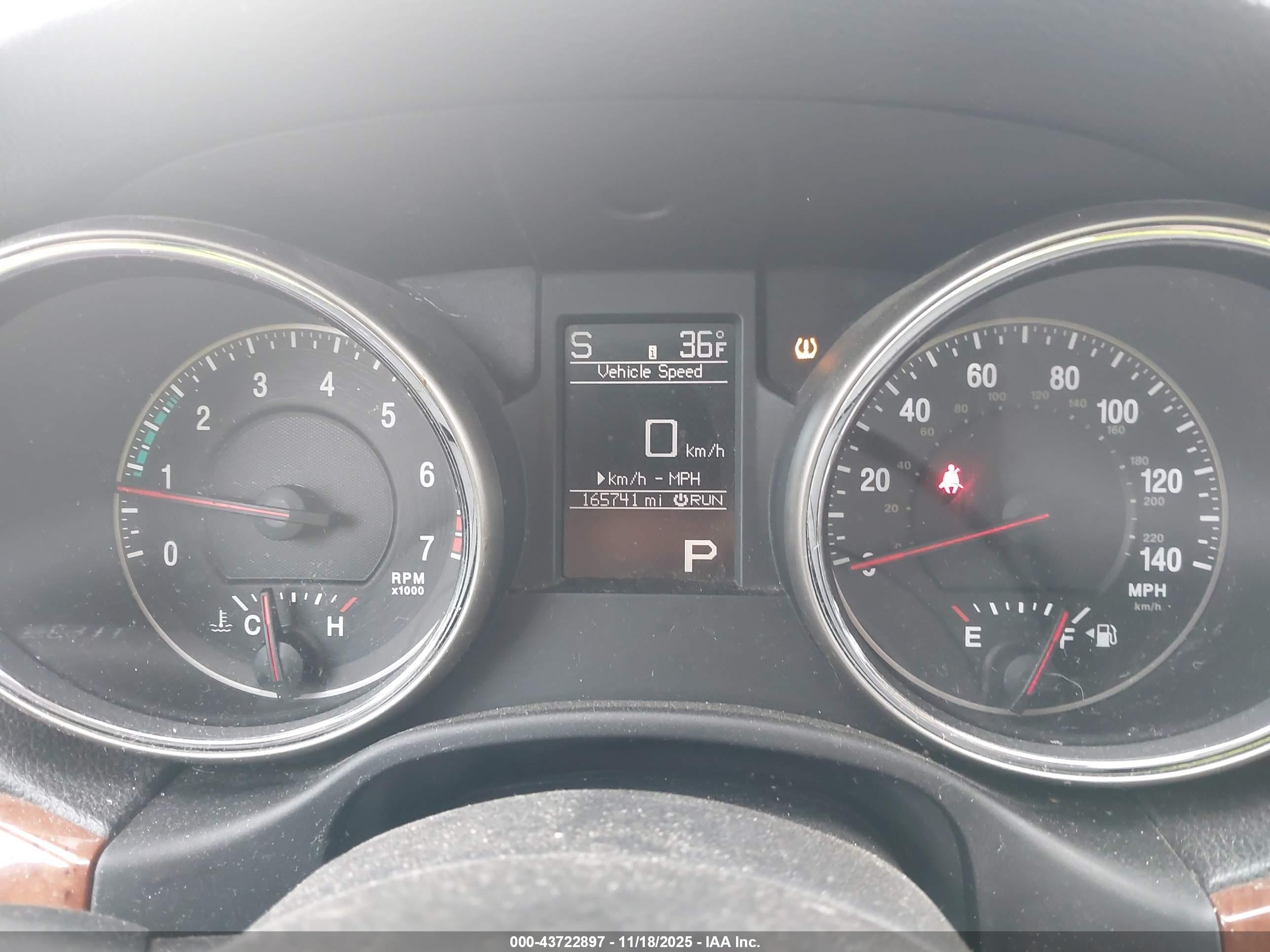 JEEP GRAND image 7