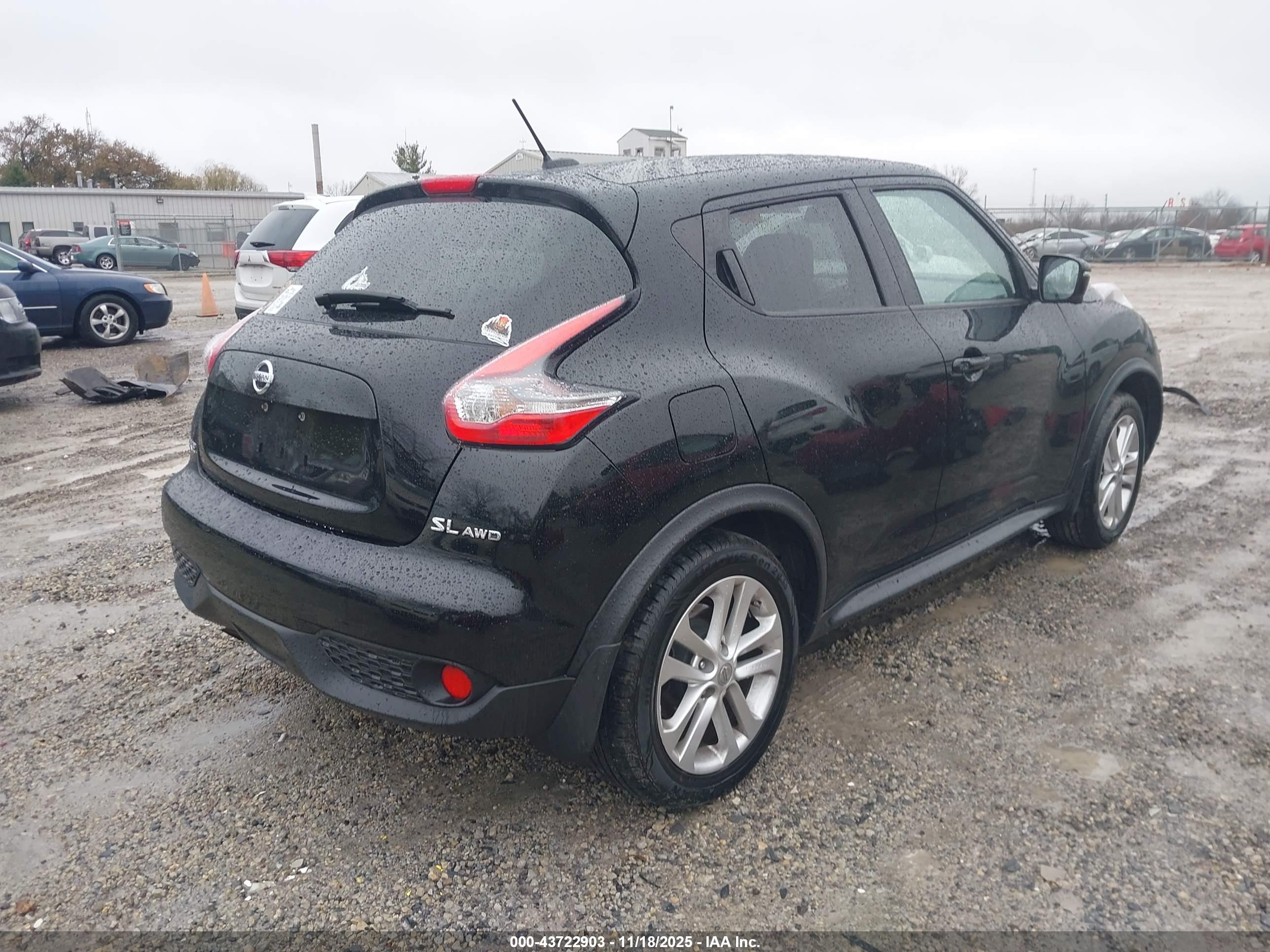 NISSAN JUKE image 4