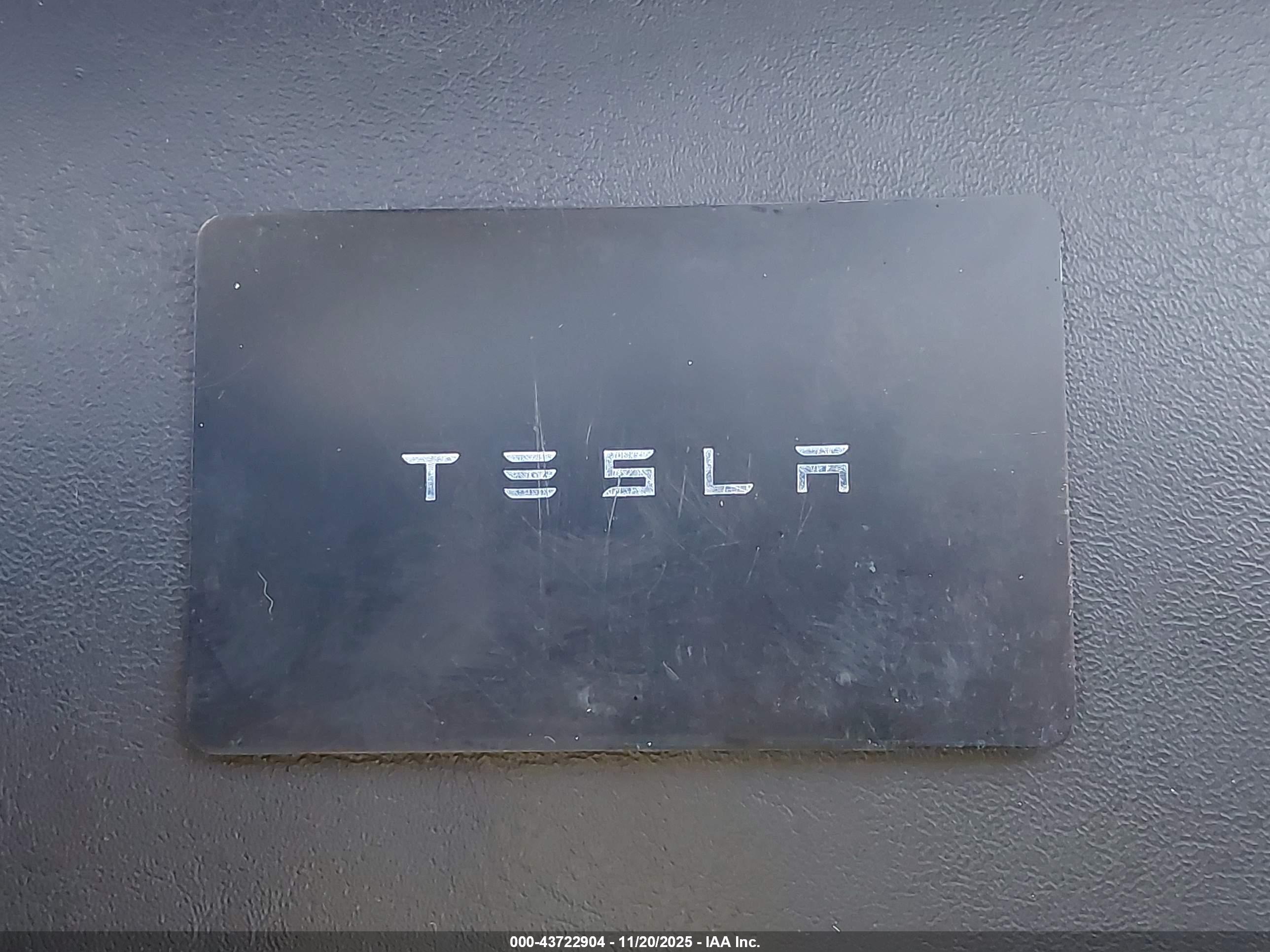 TESLA MODEL image 11