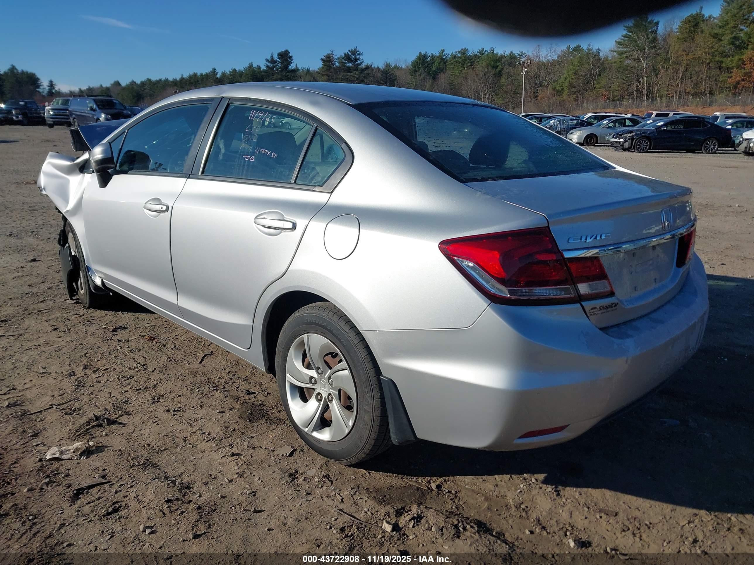 HONDA CIVIC image 3