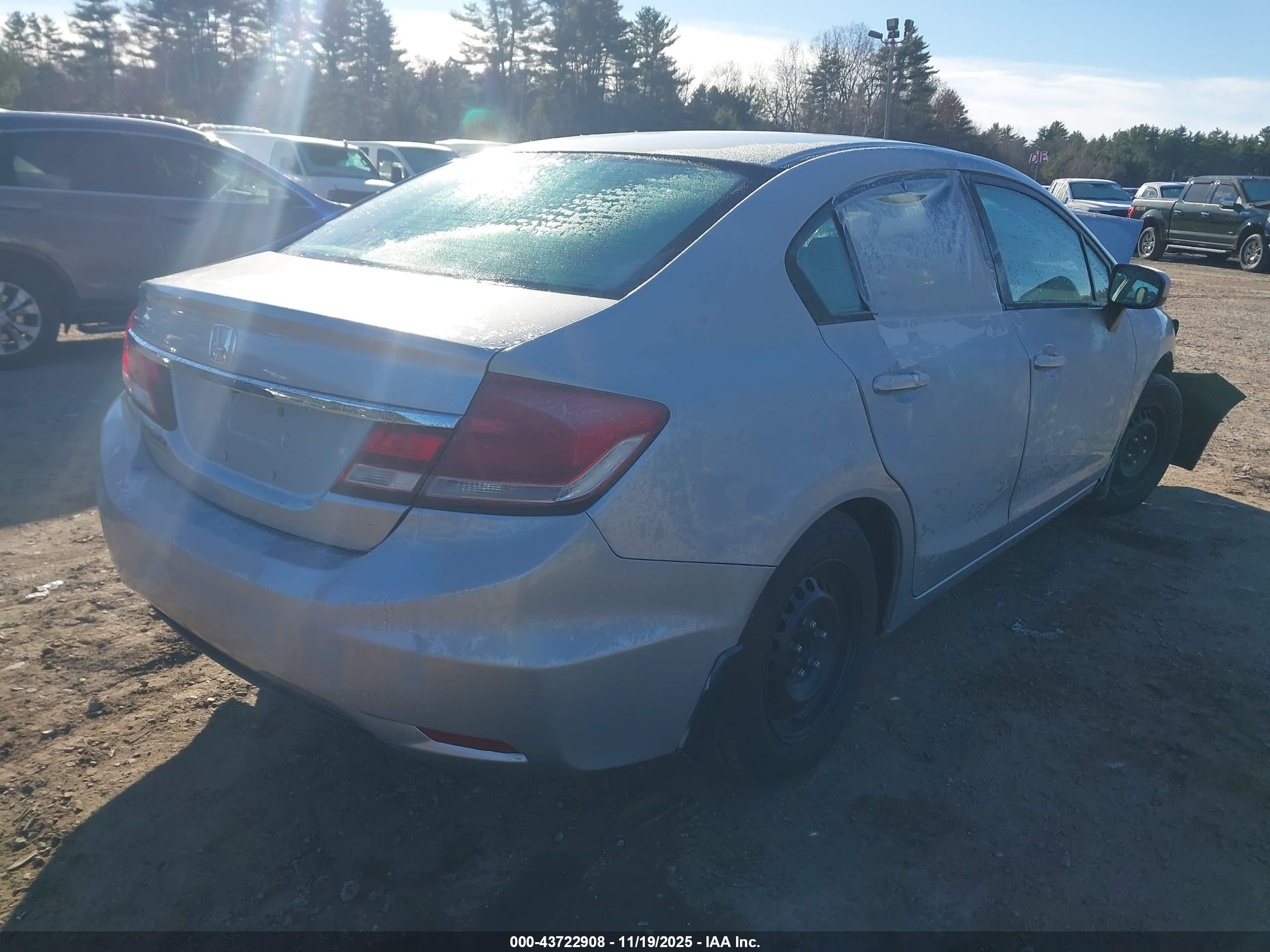 HONDA CIVIC image 4