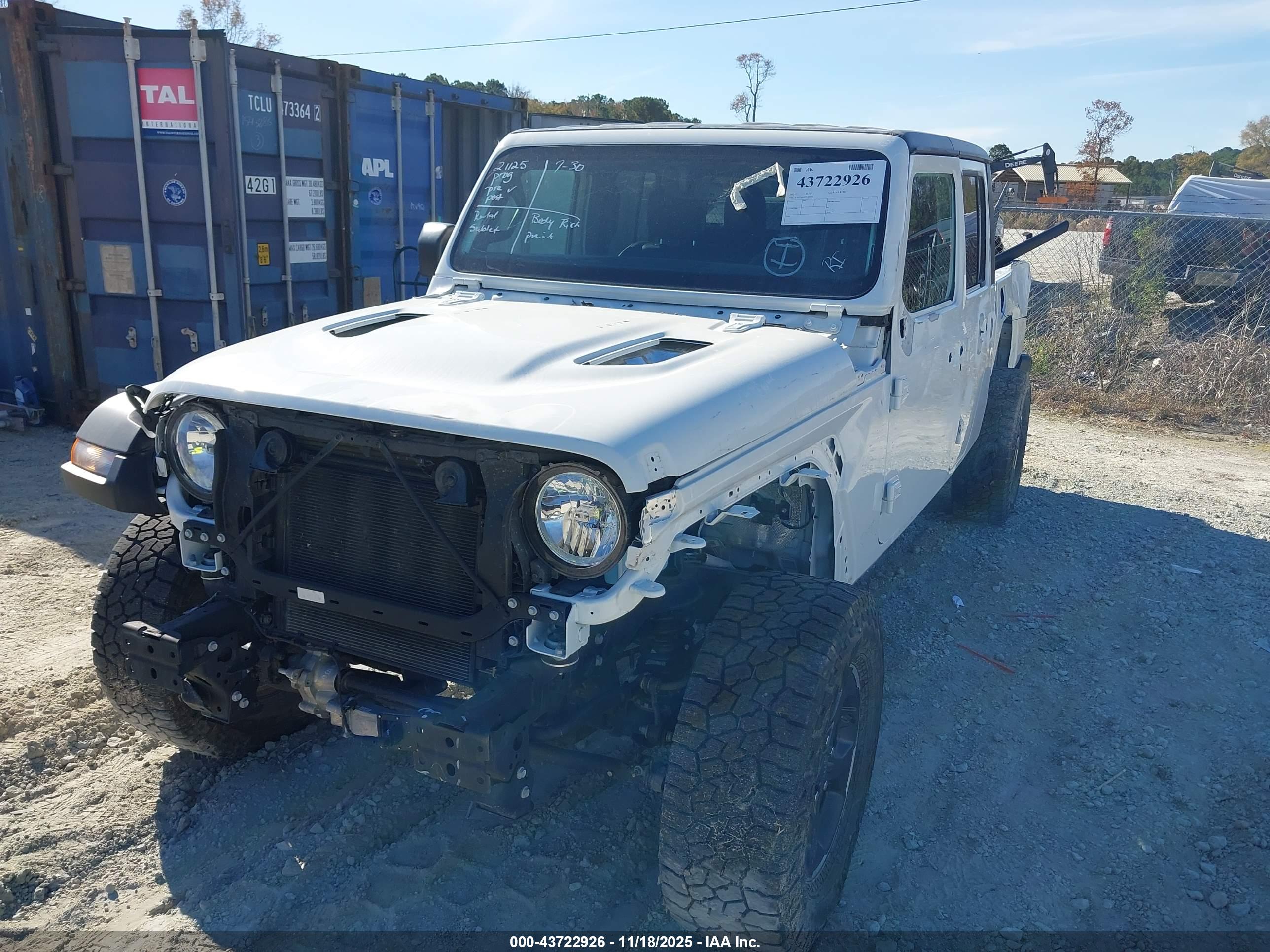 JEEP GLADIATOR image 6