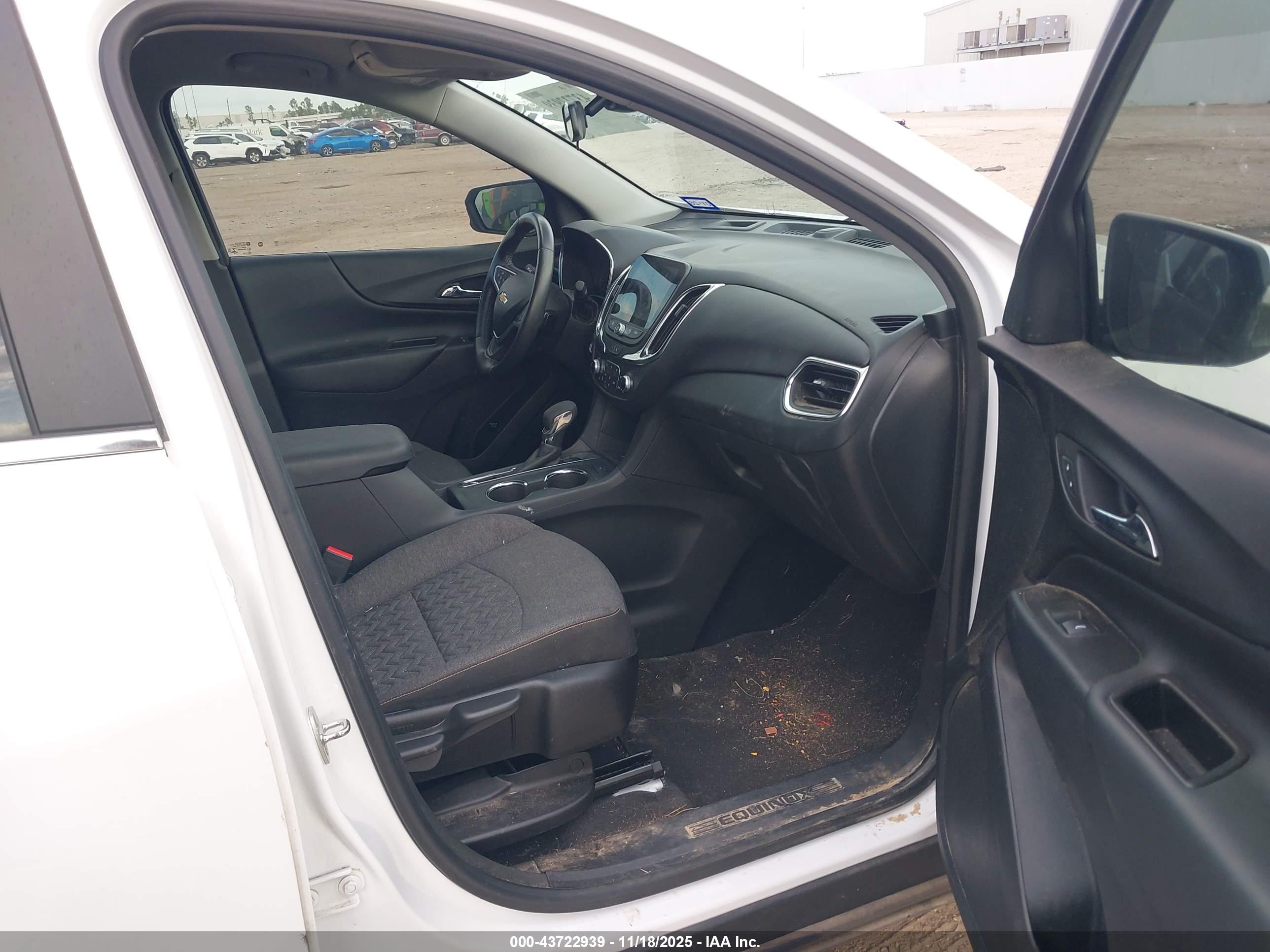 CHEVROLET EQUINOX image 5