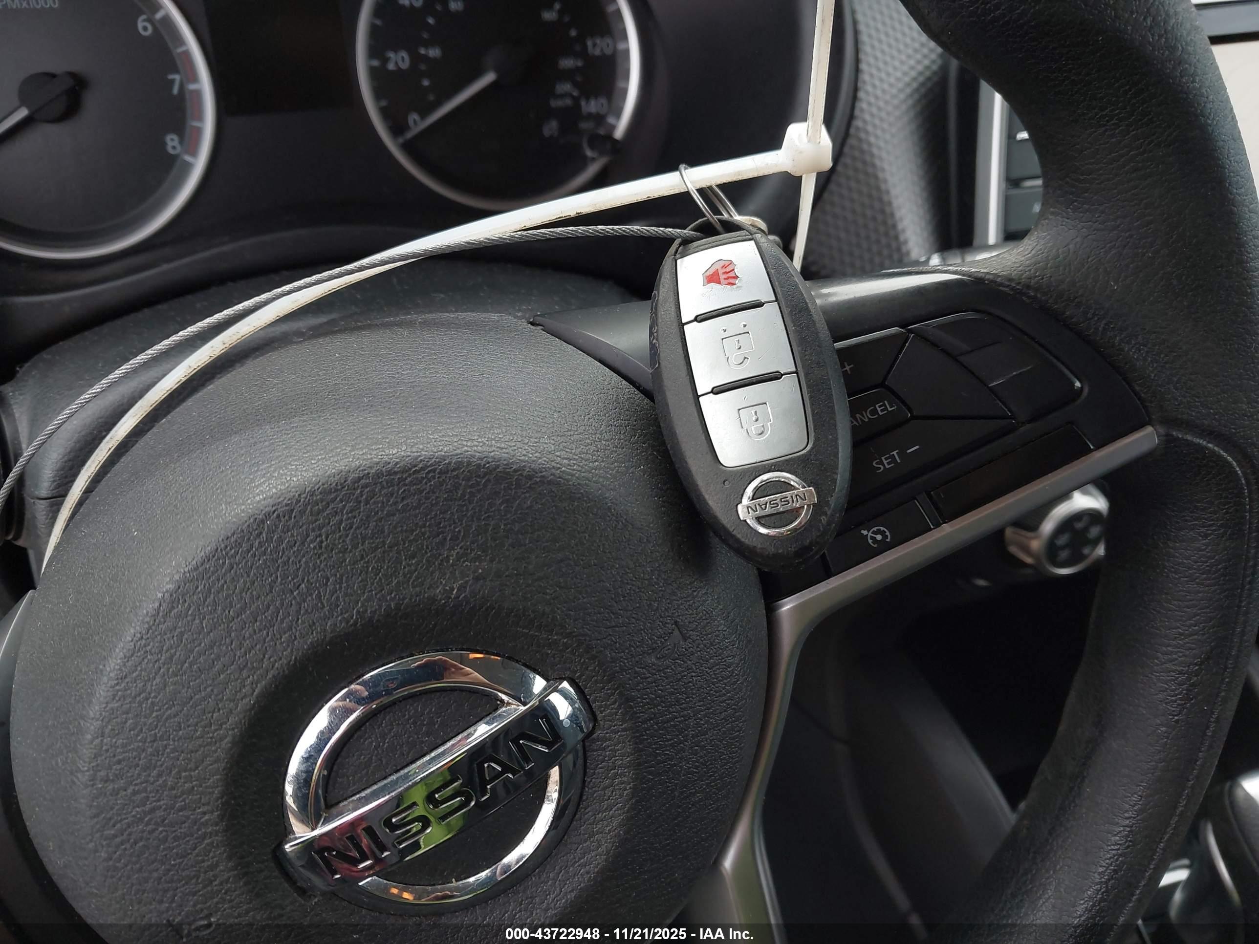 NISSAN KICKS image 11