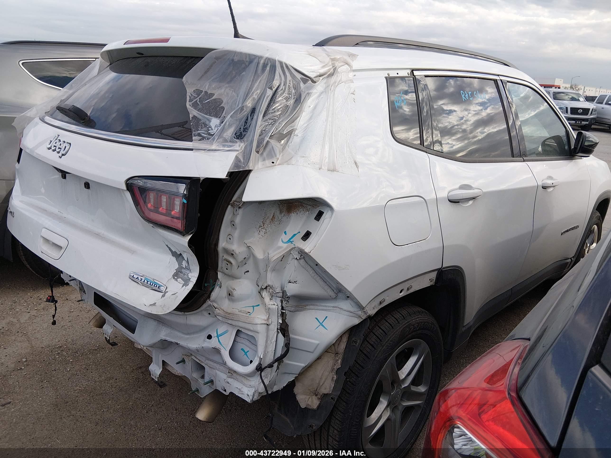 JEEP COMPASS image 4