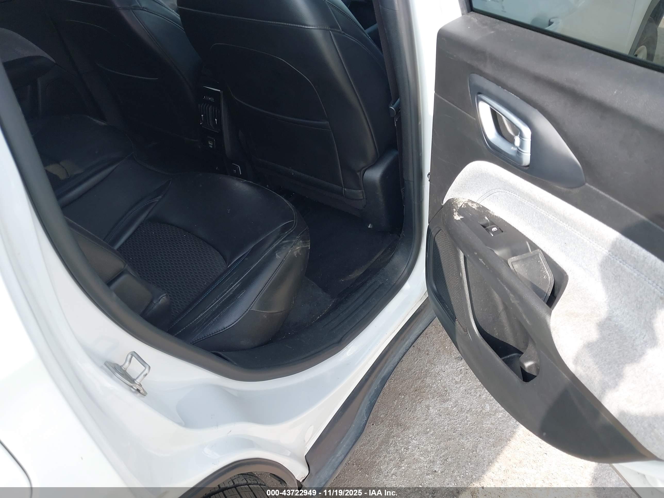 JEEP COMPASS image 8