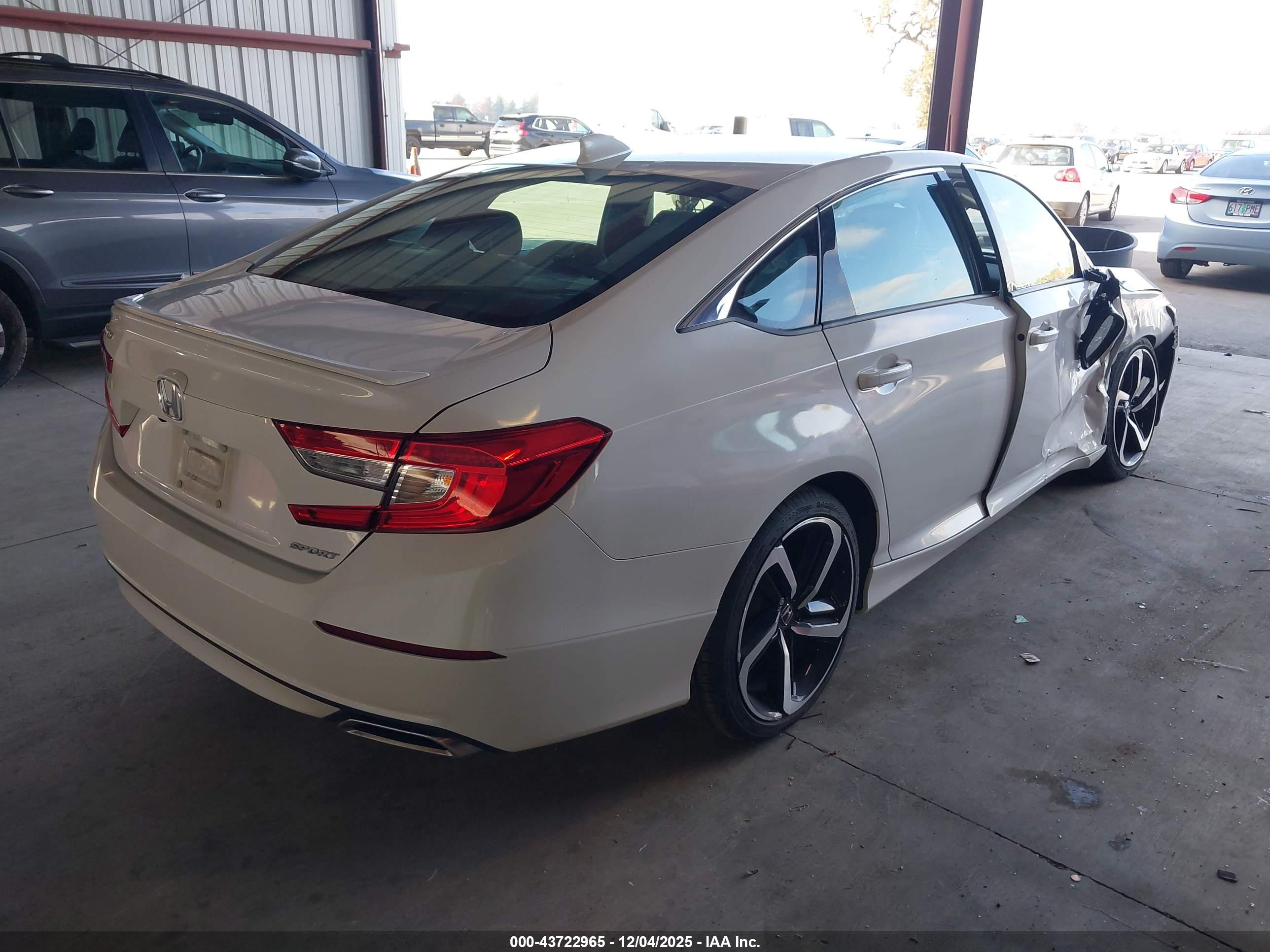 HONDA ACCORD image 4